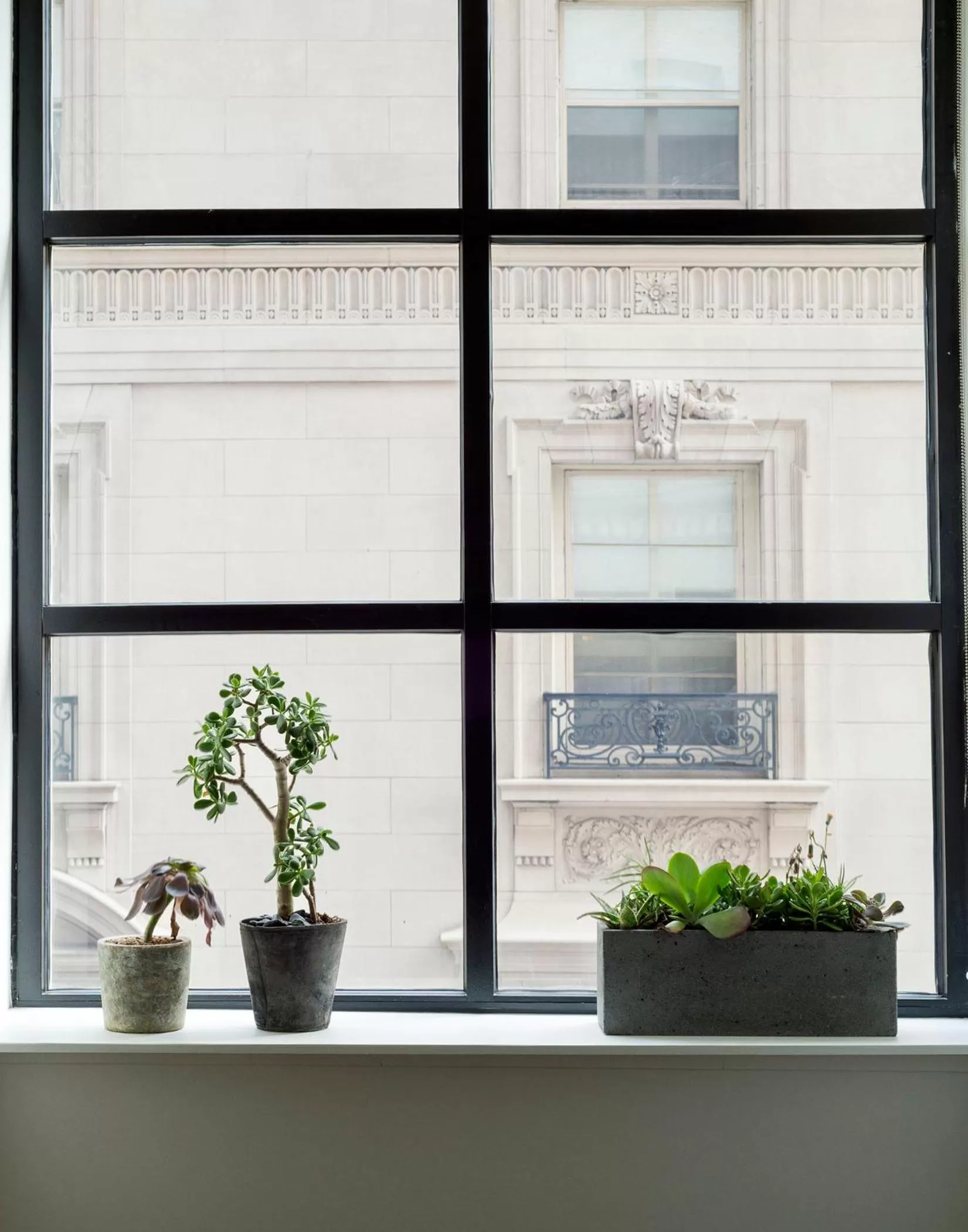 Living room in ROOST Midtown