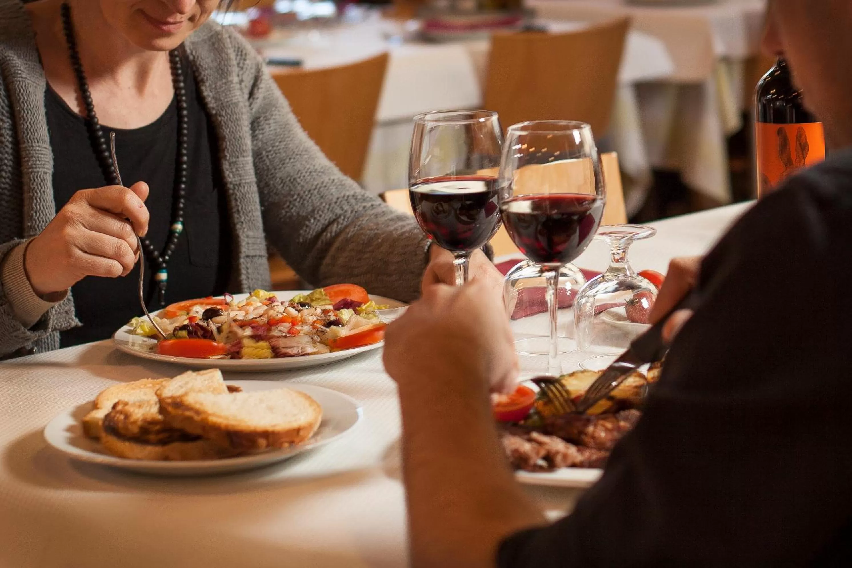 Restaurant/places to eat in Hotel Restaurant Les Brases