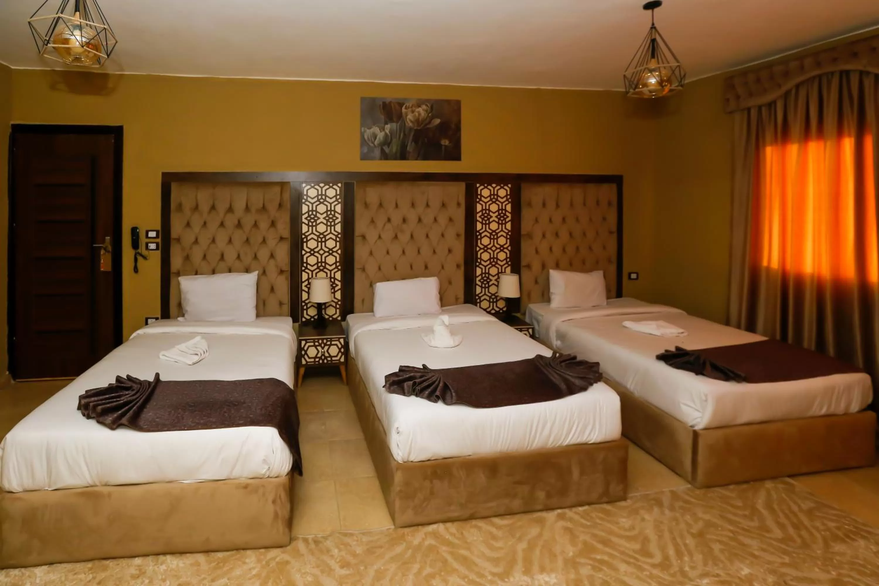 Bed in King Cheops Inn - Pyramid View