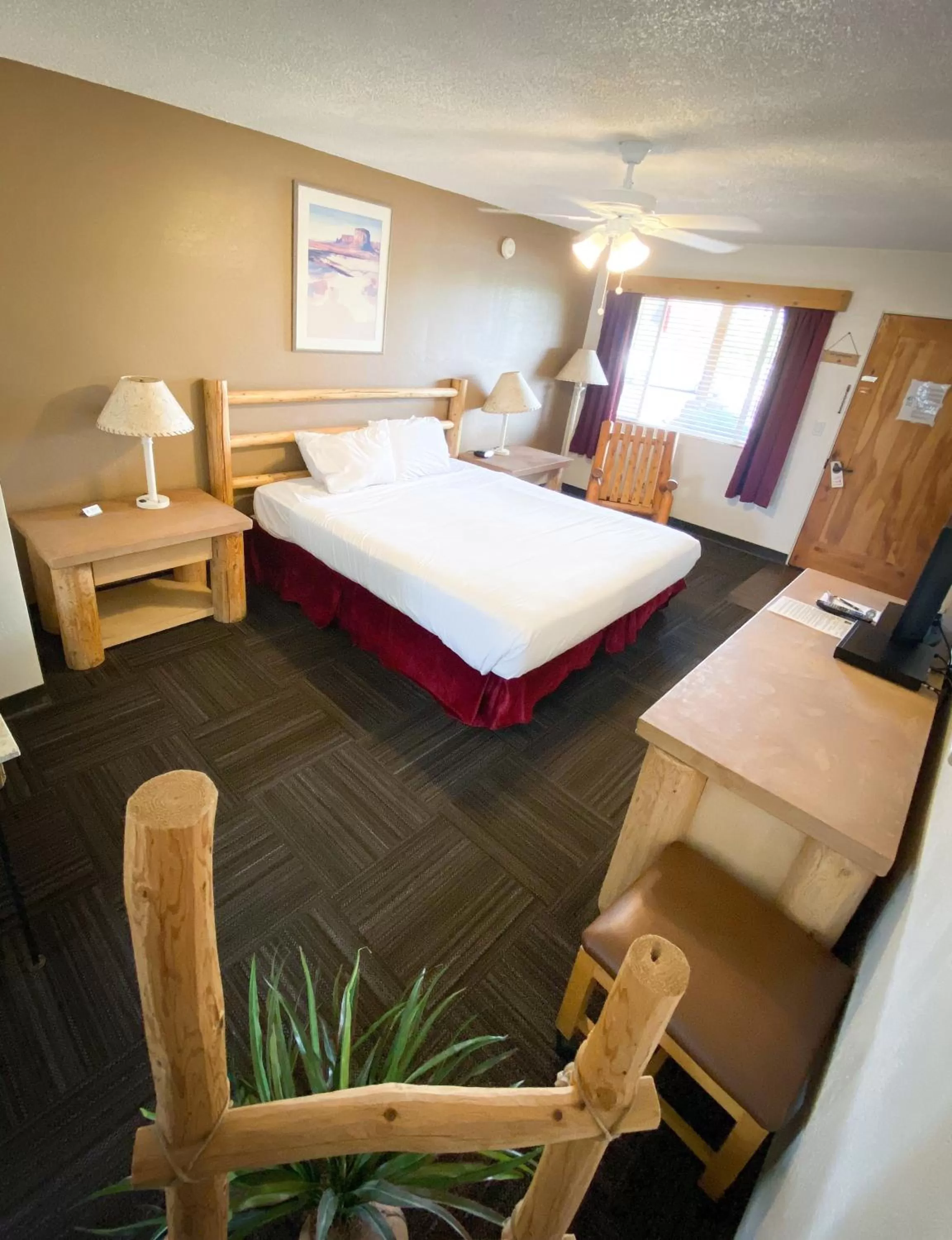 Bed in Fort Verde Suites