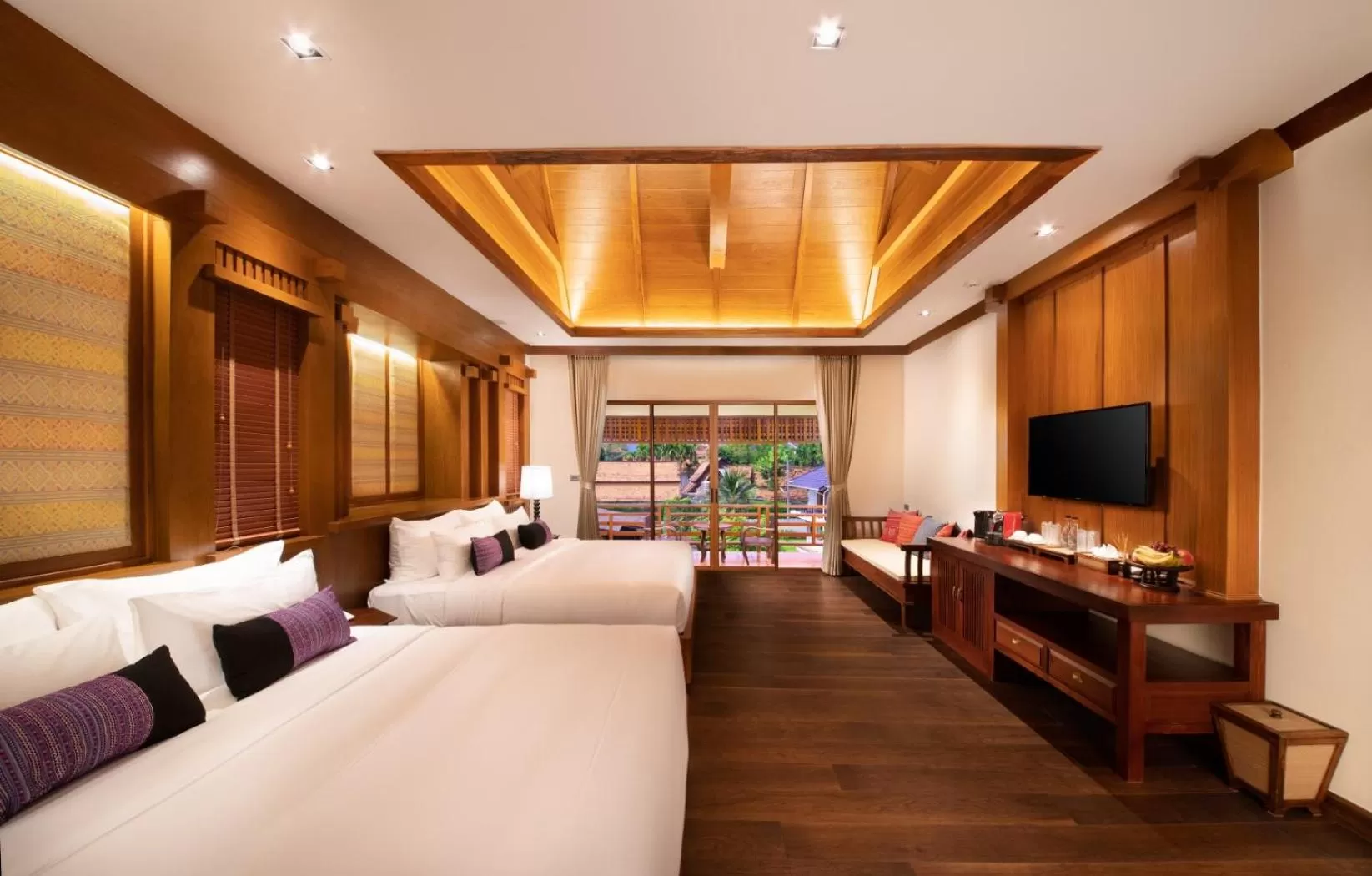 TV and multimedia, Bed in Phra Singh Village