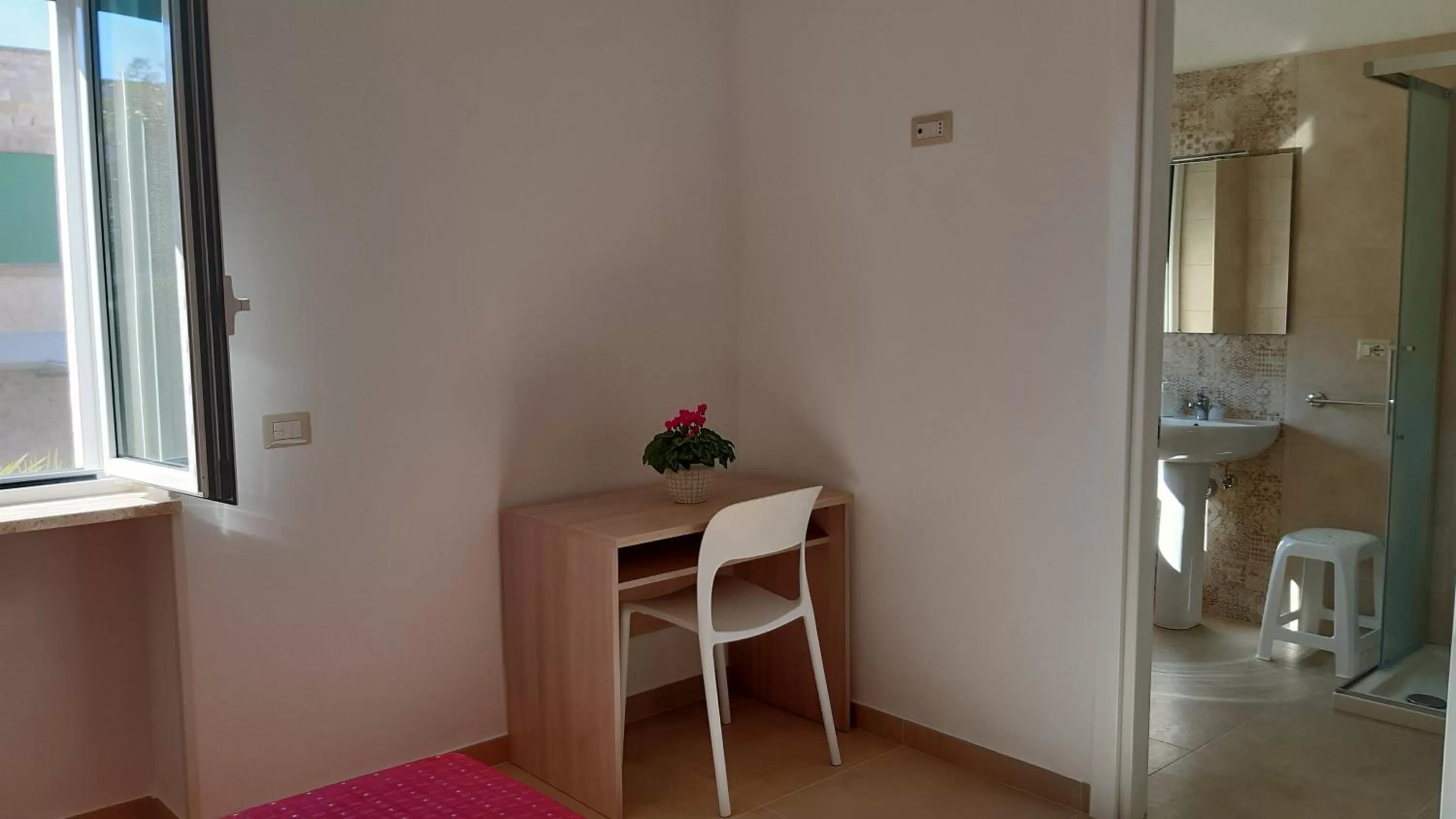 Kitchen/Kitchenette in Trullo dell'Immacolata - Casa vacanze gestita da suore