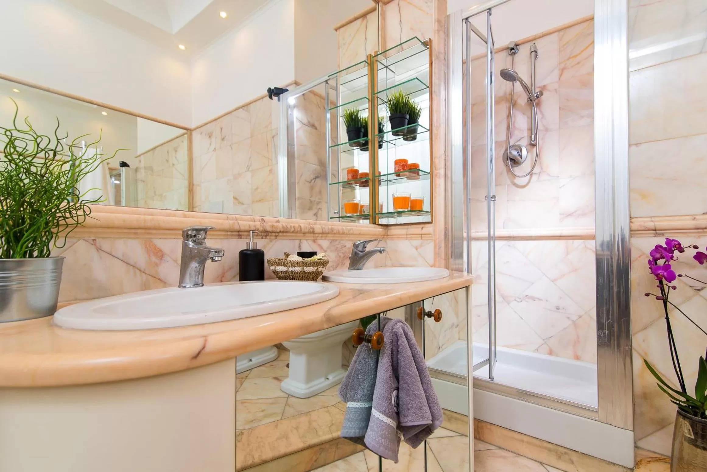 Bathroom in B&B Arco Di Gallieno