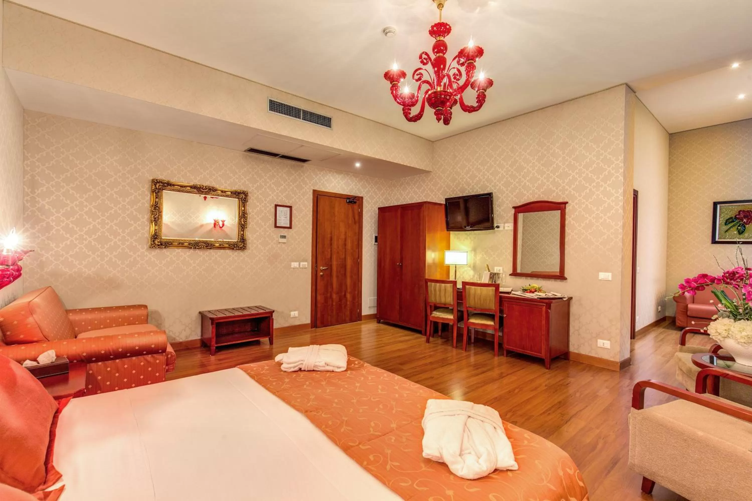 Living room, Bed in Augusta Lucilla Palace