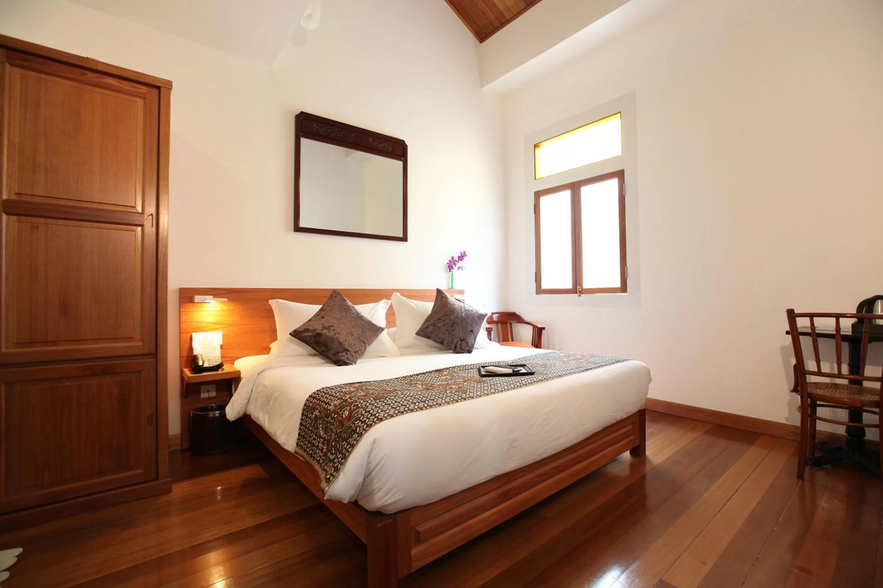 Bed in Gingerflower Boutique Hotel