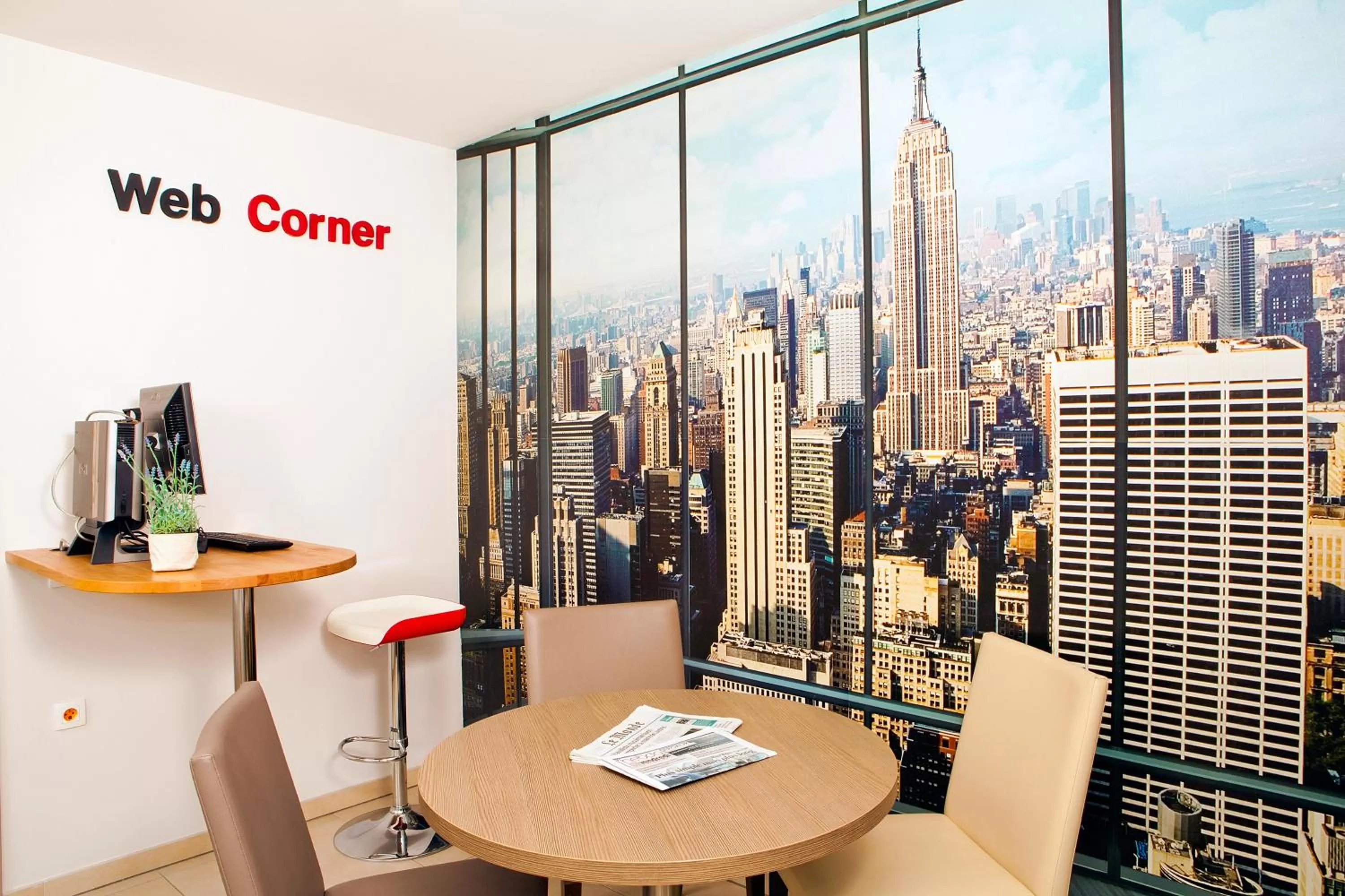 Lobby or reception in Residhome Reims Centre