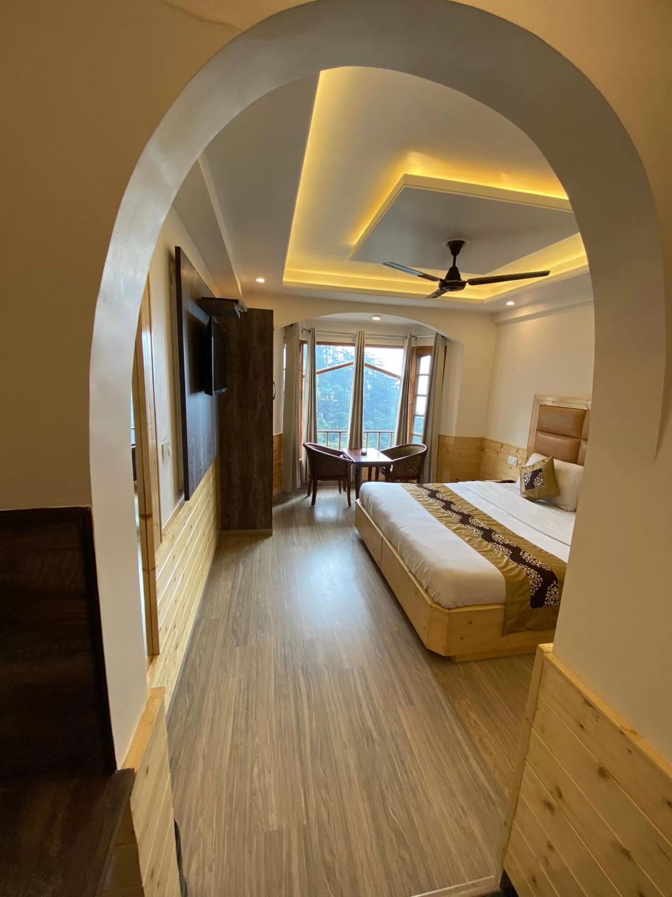 View (from property/room), Bed in Hotel Silverine