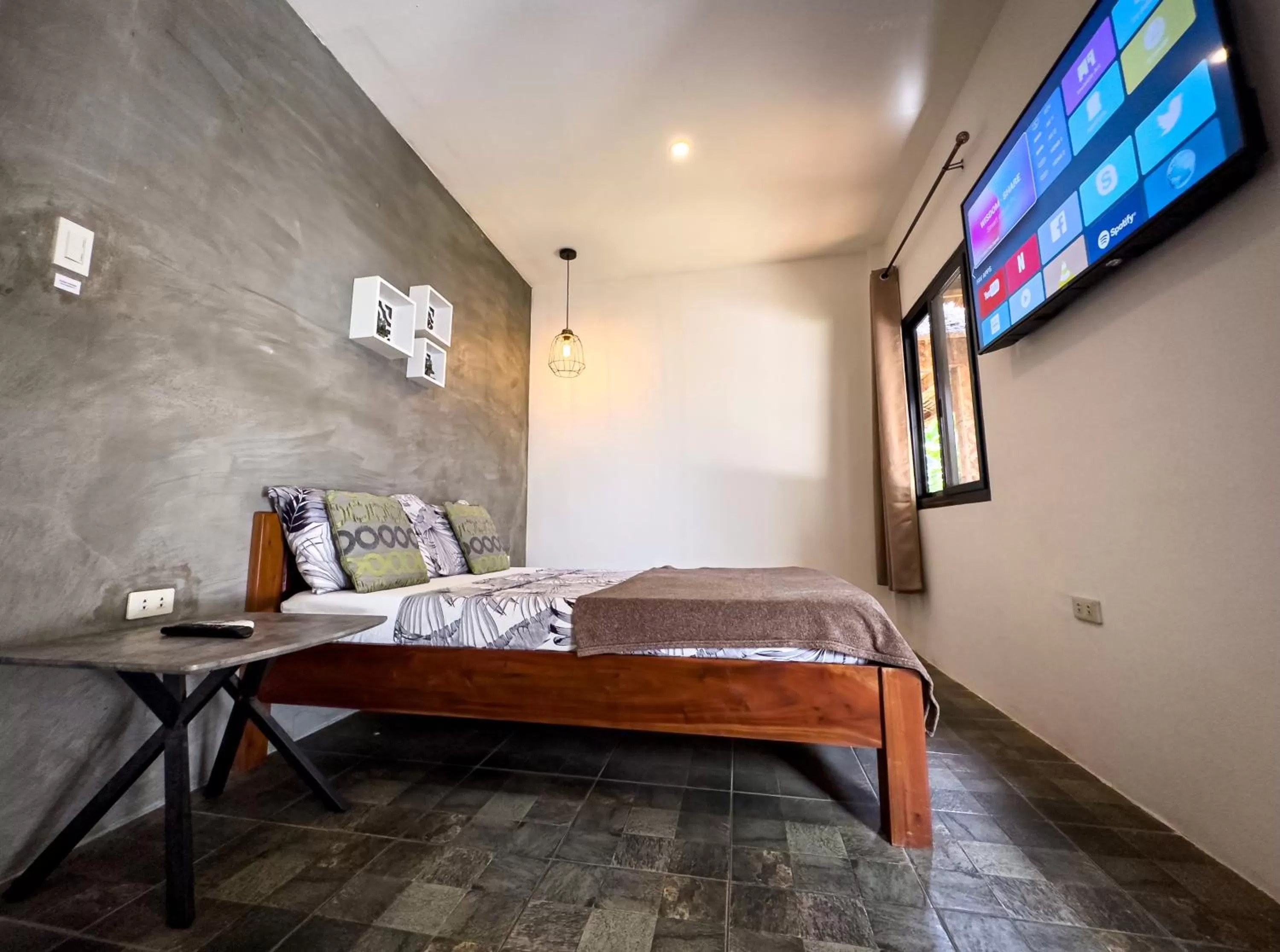 Photo of the whole room, Bed in Alona Pawikan