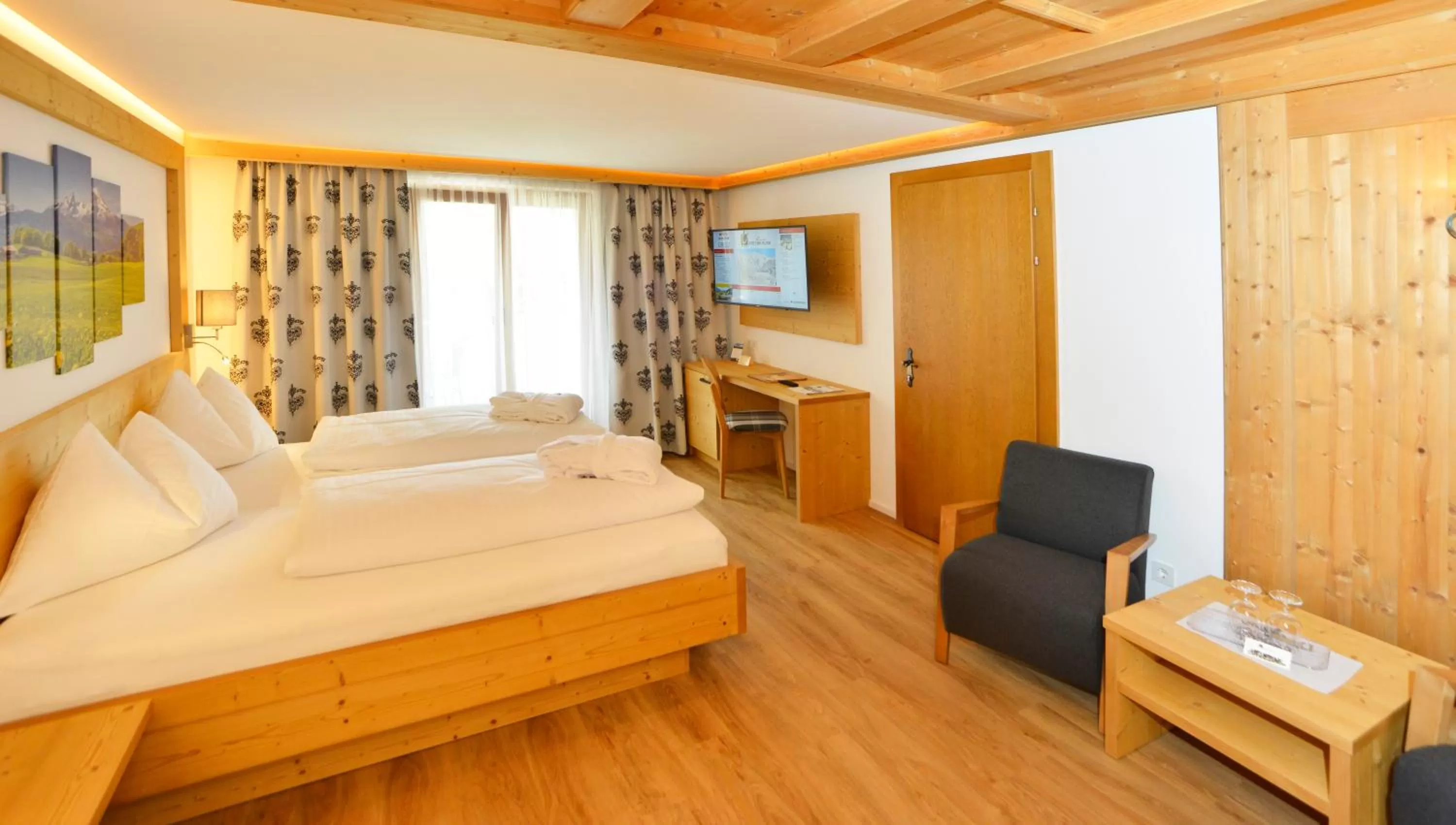 Photo of the whole room in Hotel Residenz Hochland