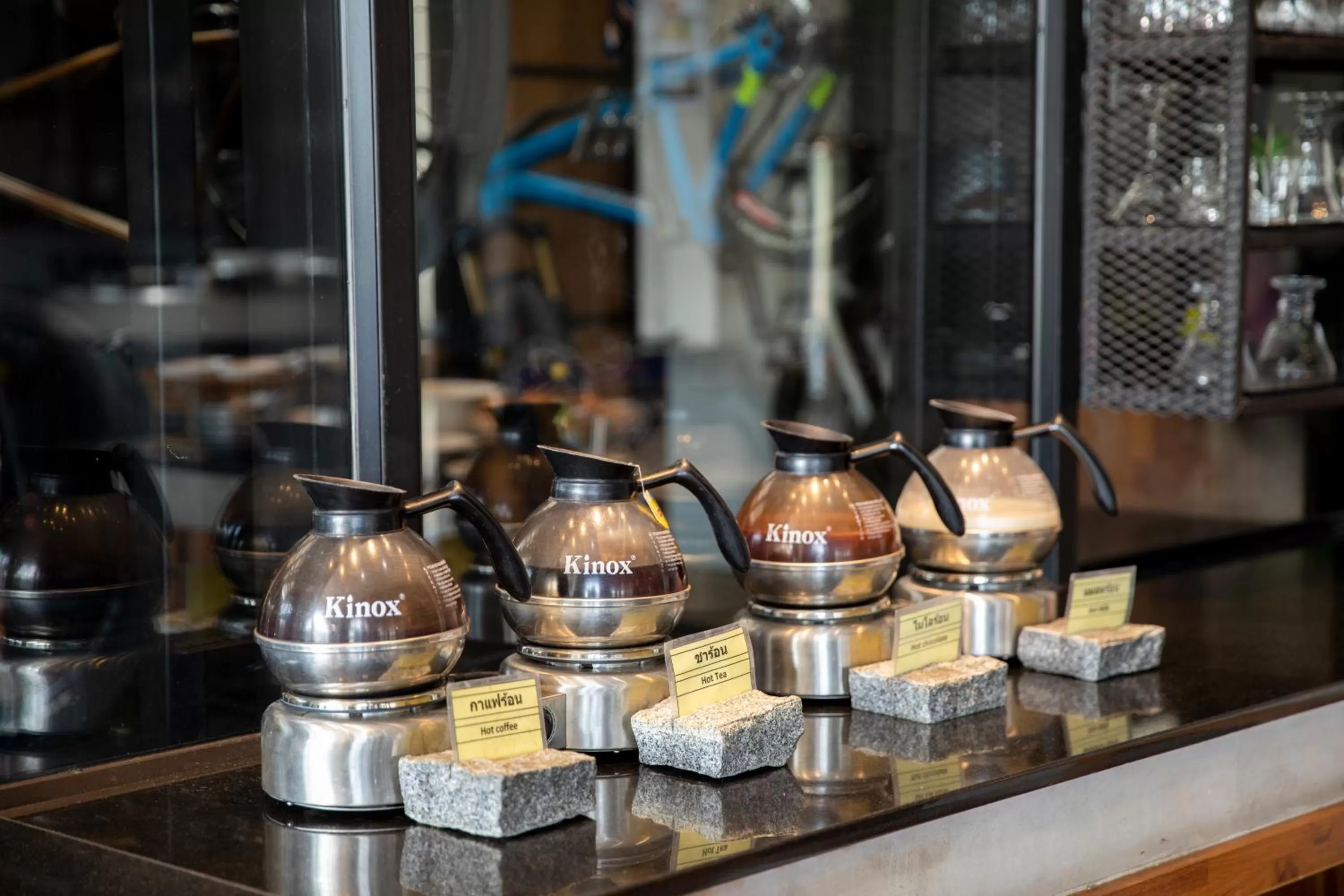 Coffee/tea facilities in The VELO'S Hotel and Pumptrack