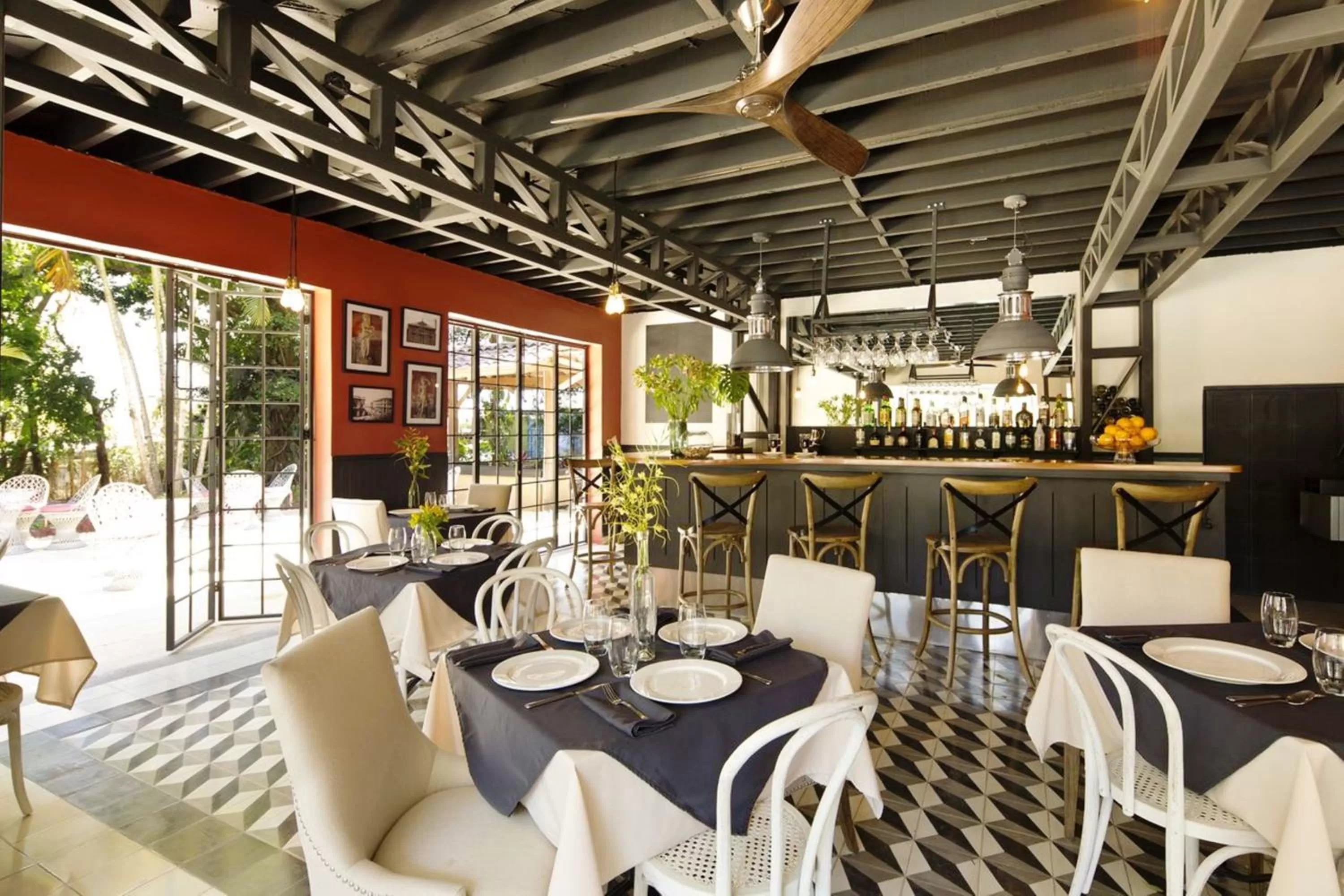 Restaurant/places to eat in Villa San Ignacio