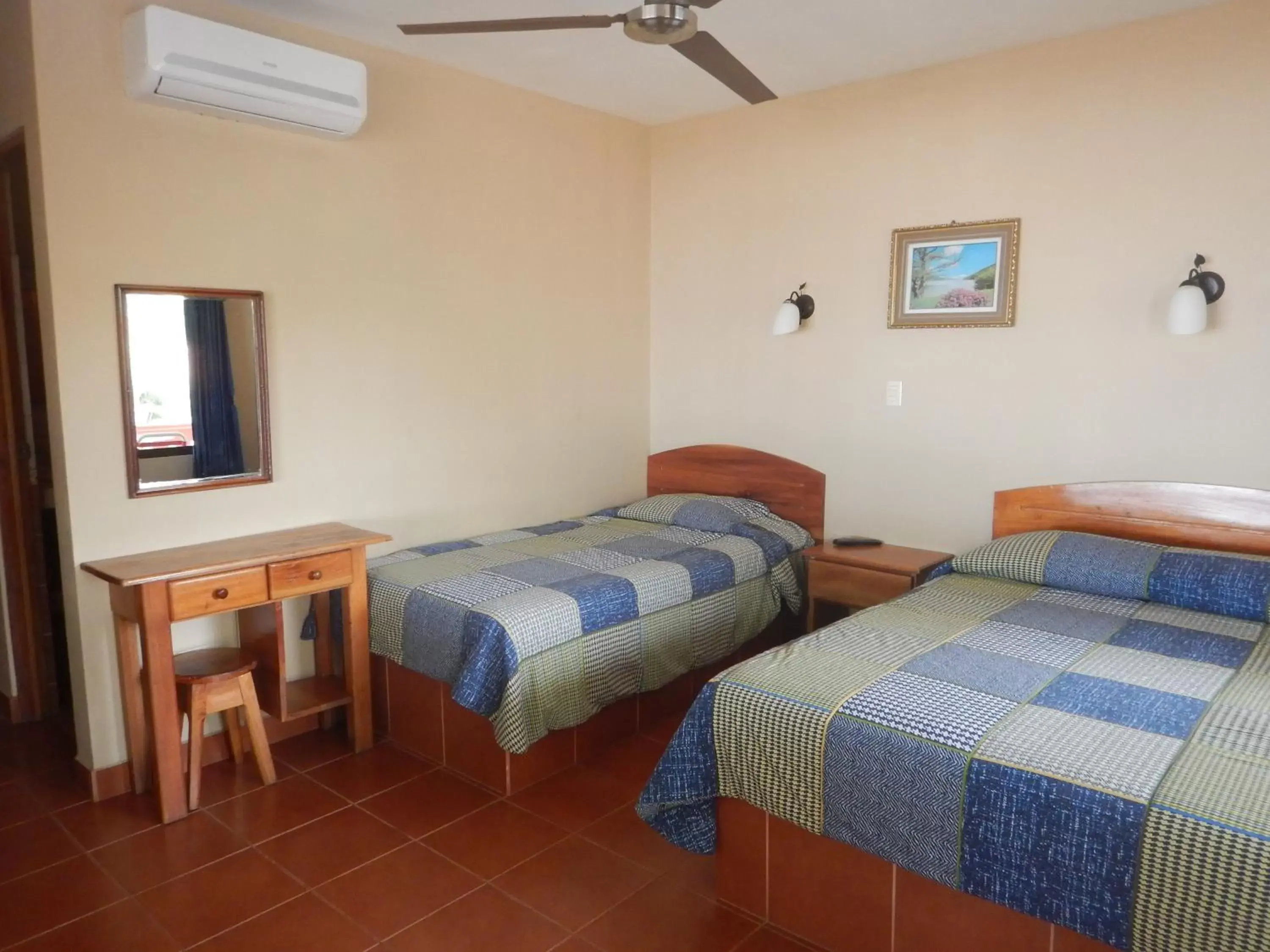 Double Room with Balcony in Apartotel Flamboyant Double Room with Balcony in Apartotel Flamboyant