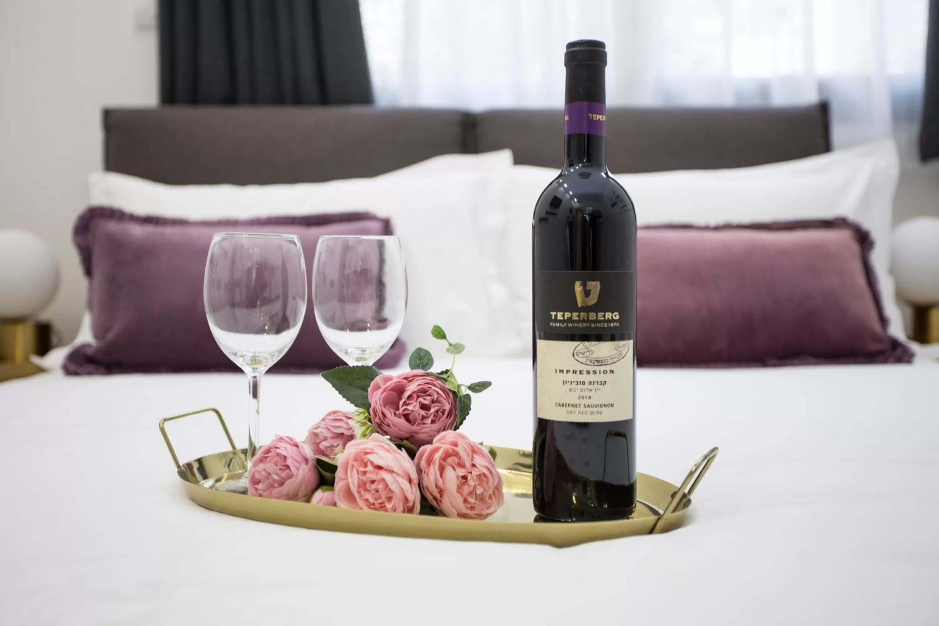 Alcoholic drinks in Emilia TLV