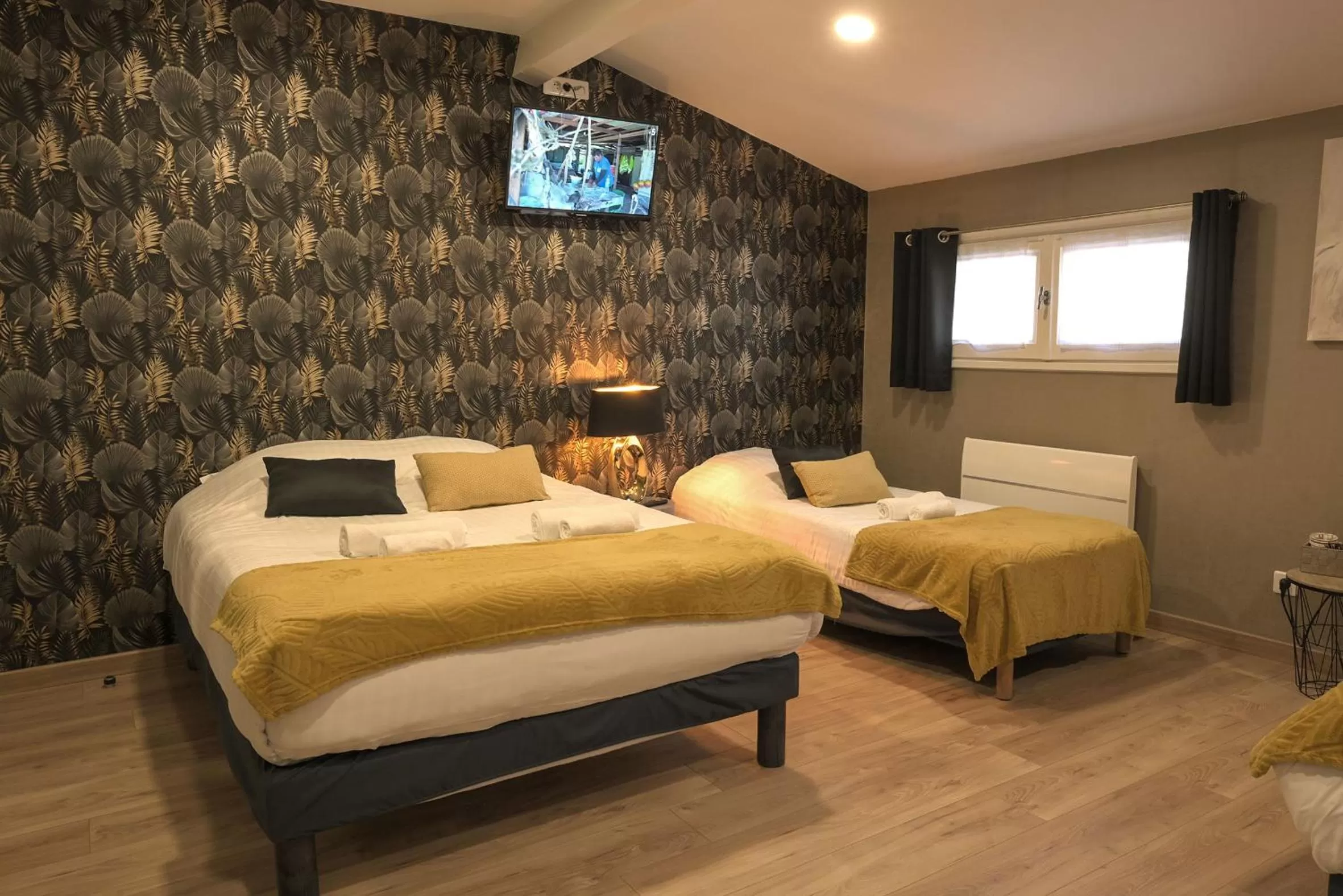 Bed in Hotel De La Croisée