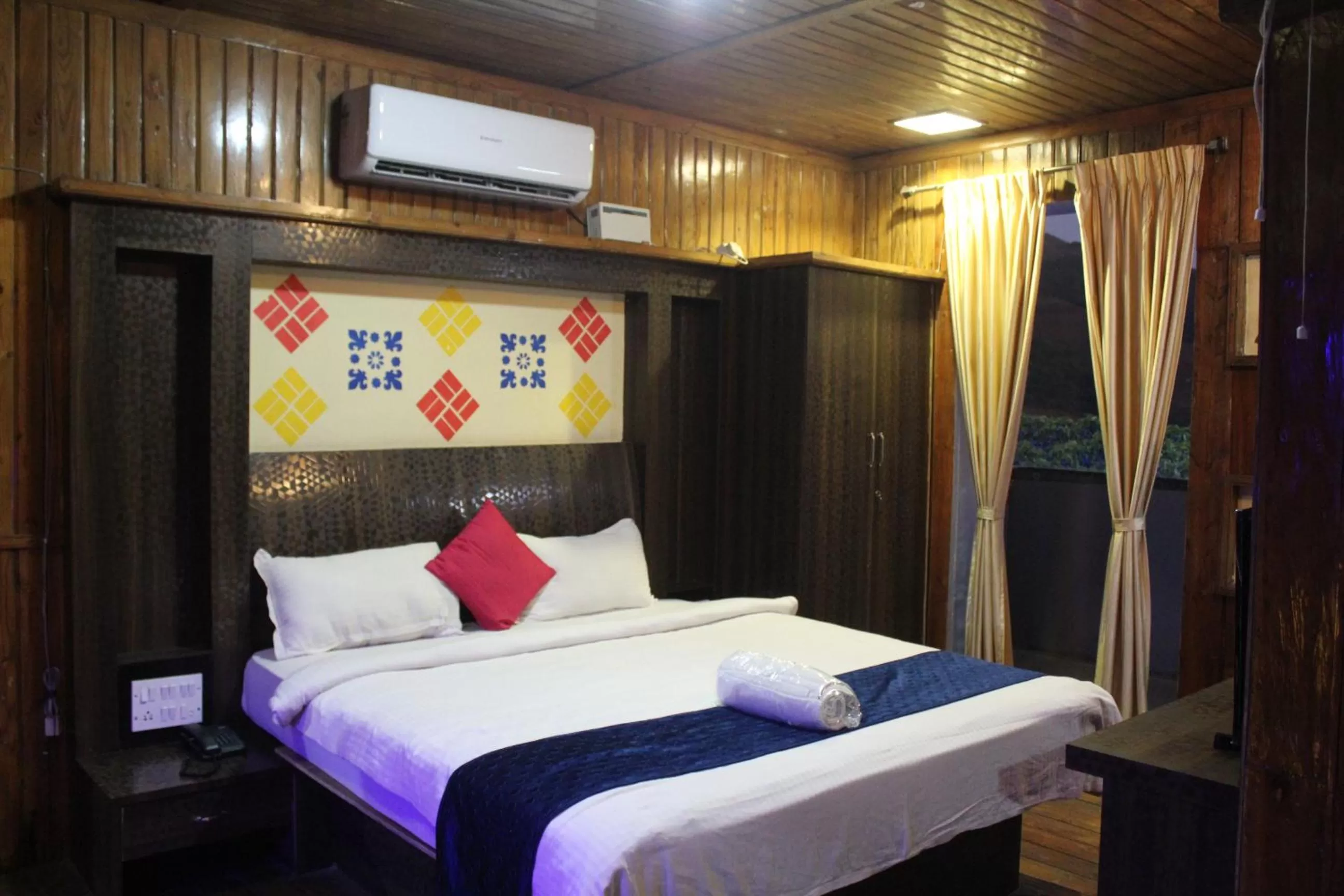 Bedroom, Bed in Greenwood Resort