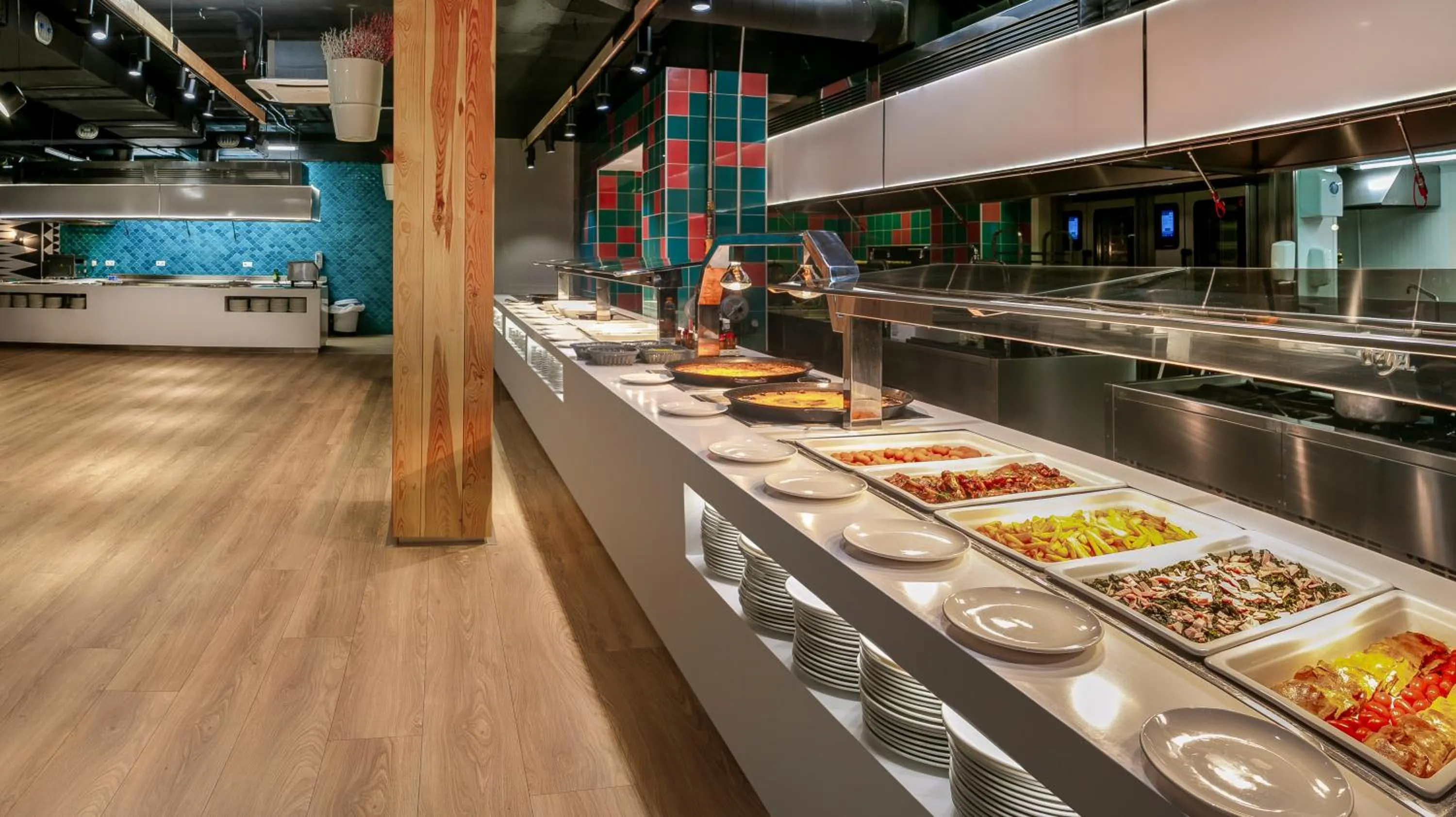 Food and drinks in Hotel Olympus