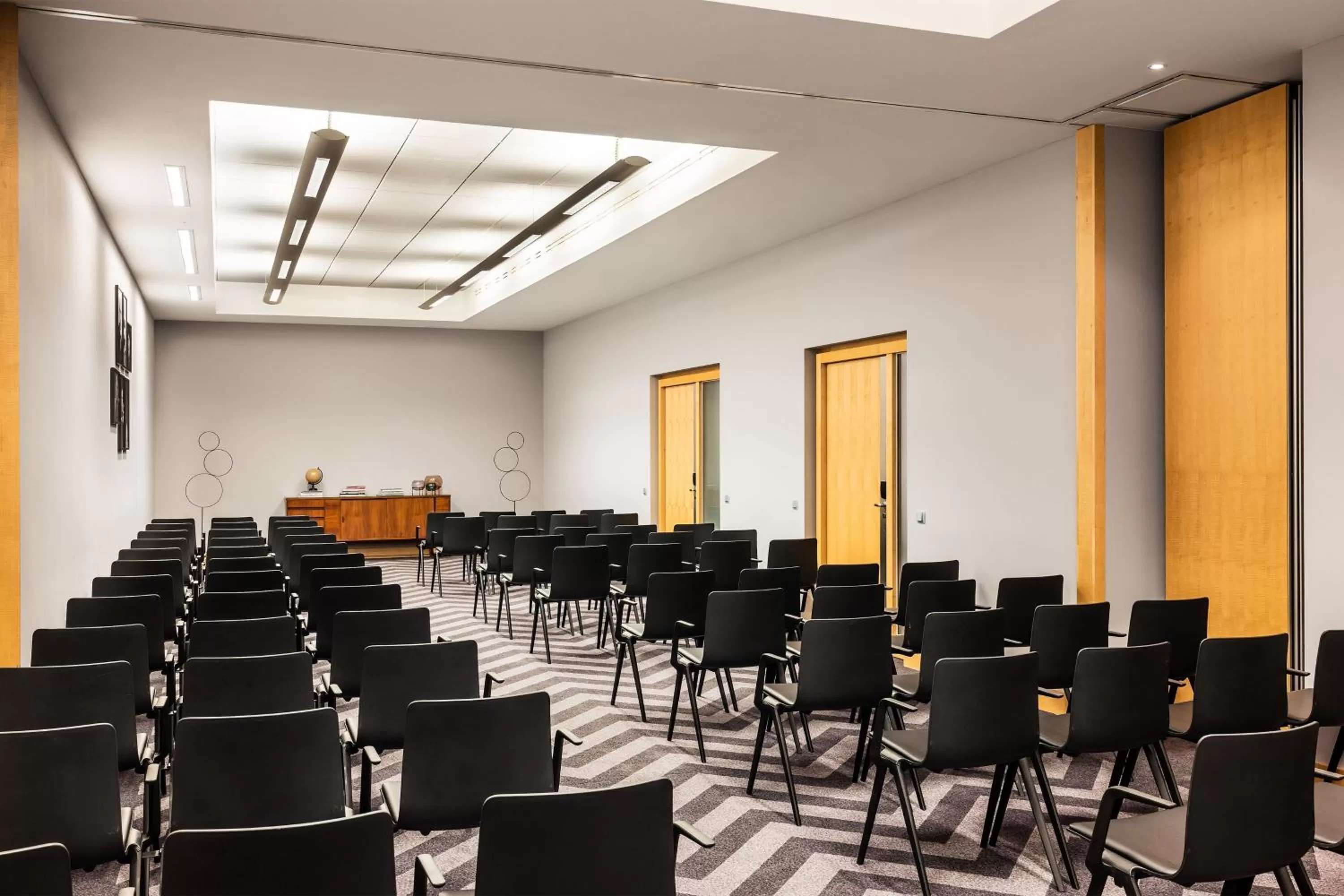 Meeting/conference room in Le Méridien Vienna