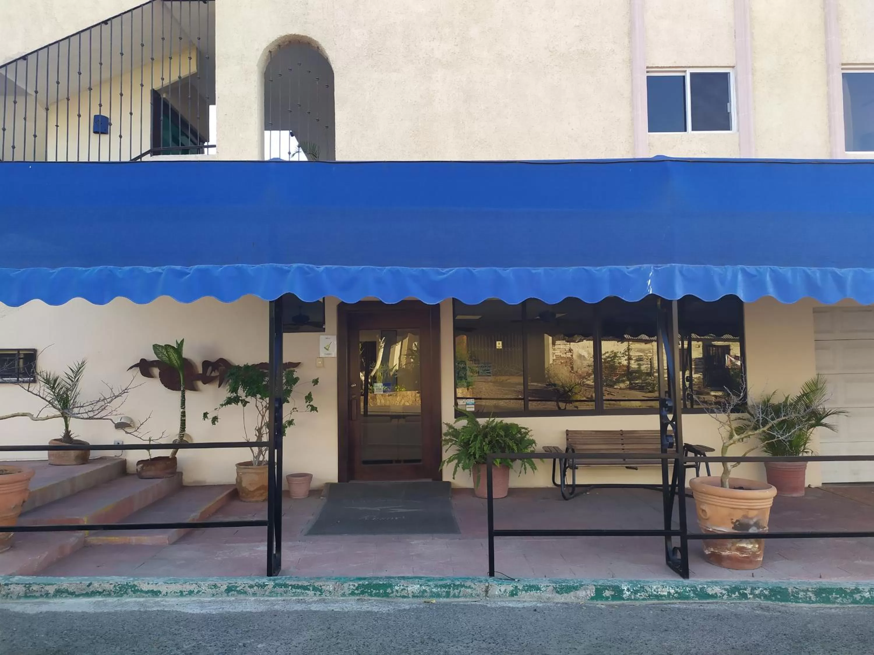 Property building in Las Gaviotas Condo-Hotel La Paz BCS