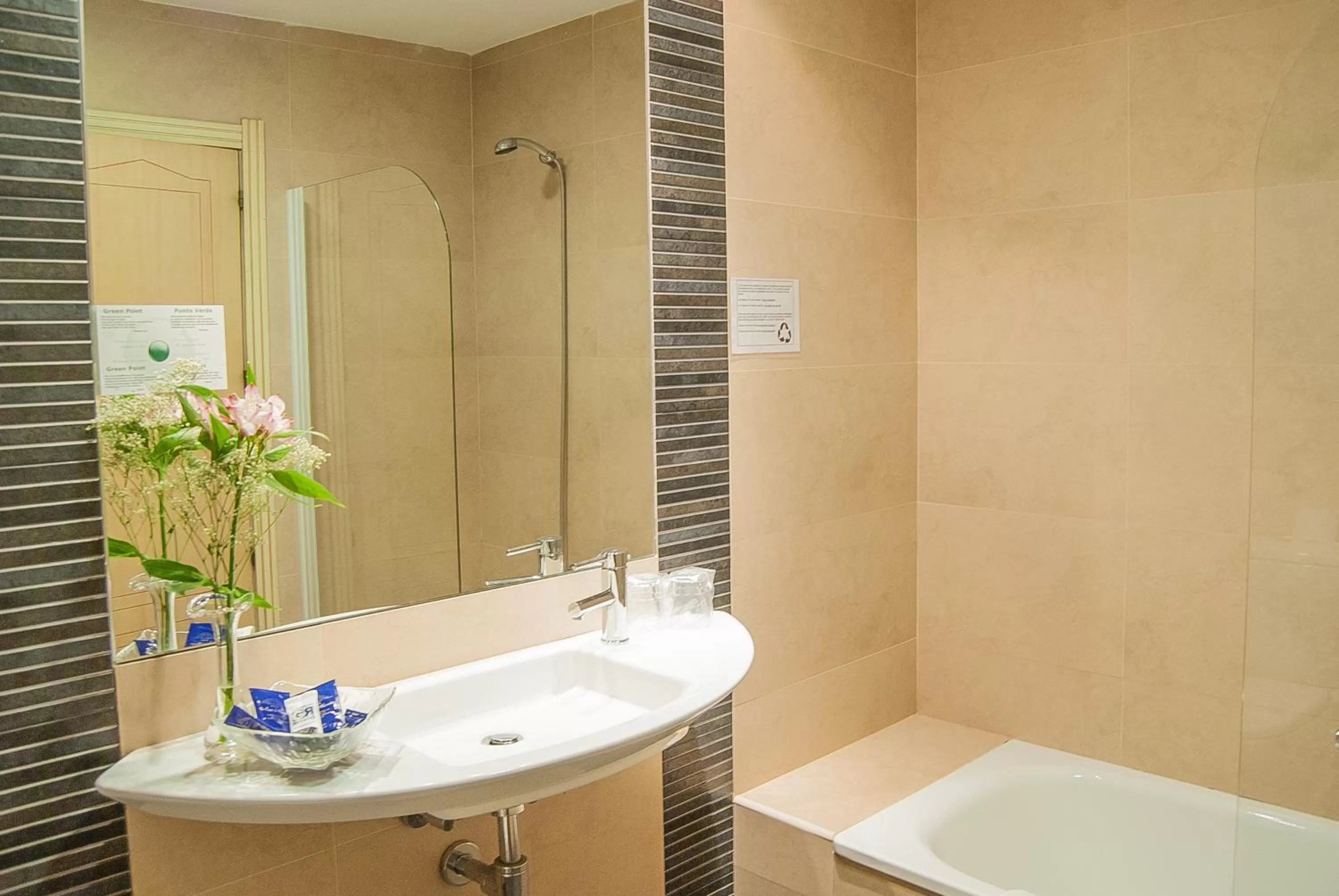 Bathroom in Ana María