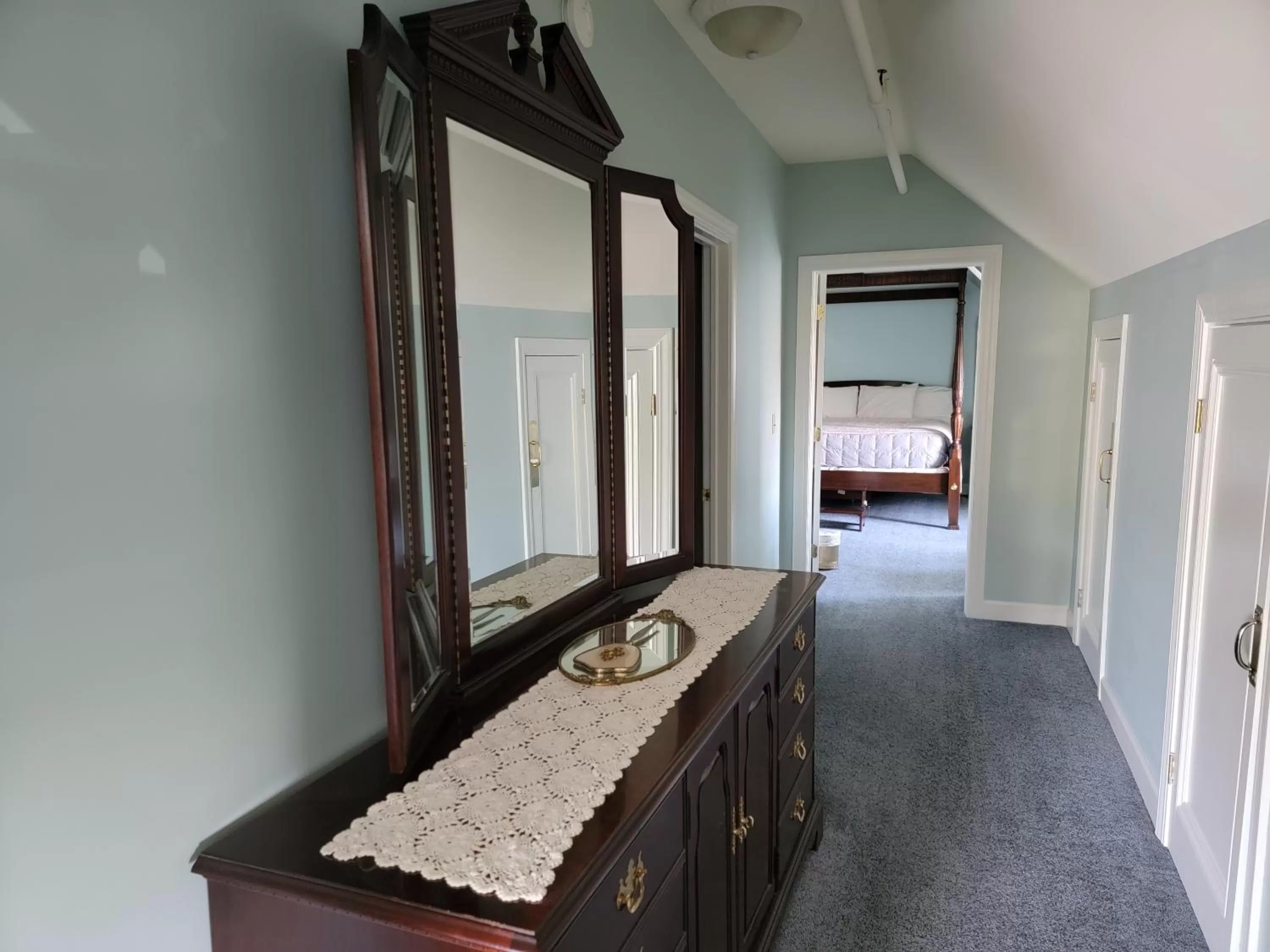 Decorative detail in Lowell Inn