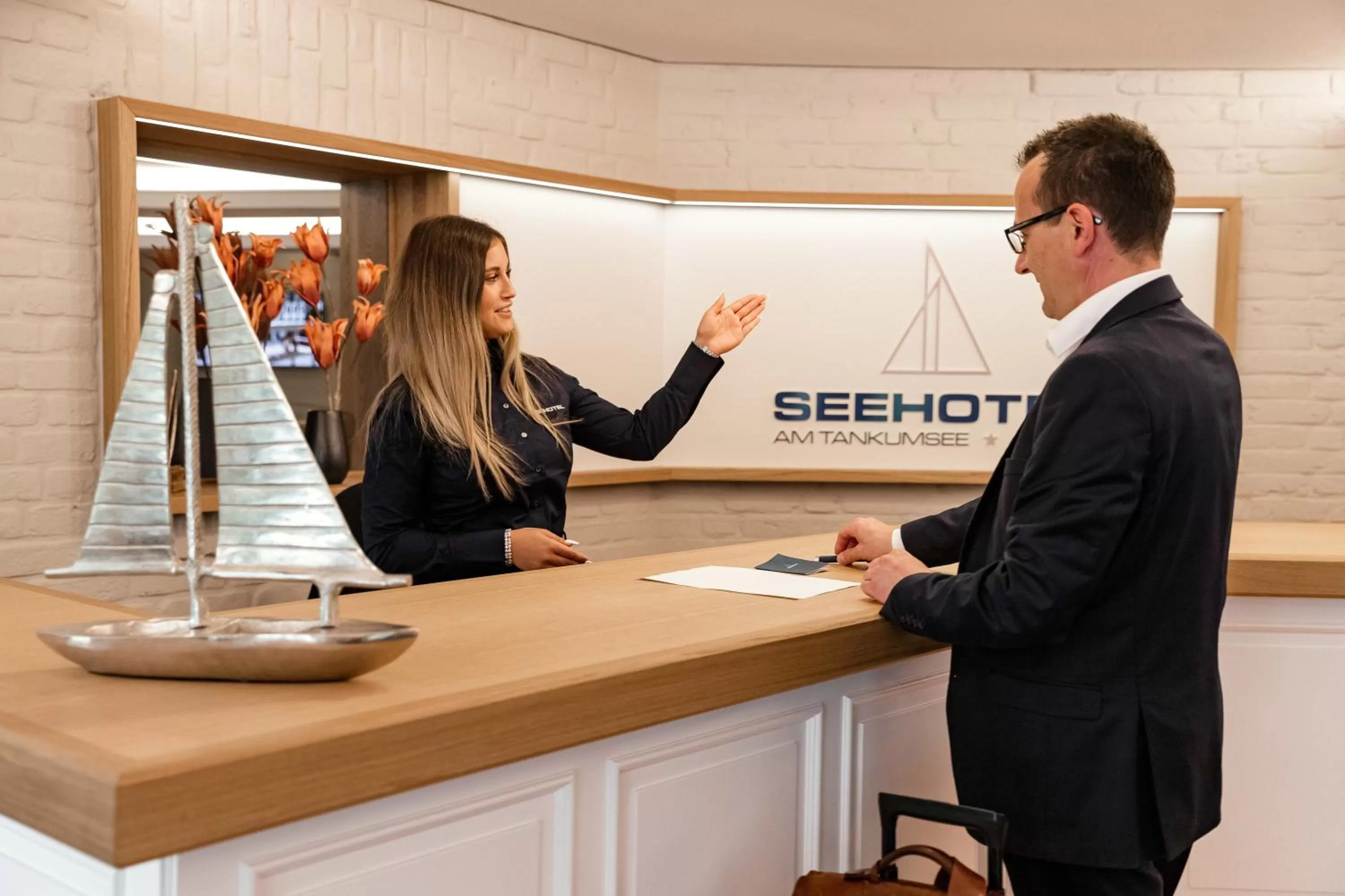 Lobby or reception in Seehotel am Tankumsee