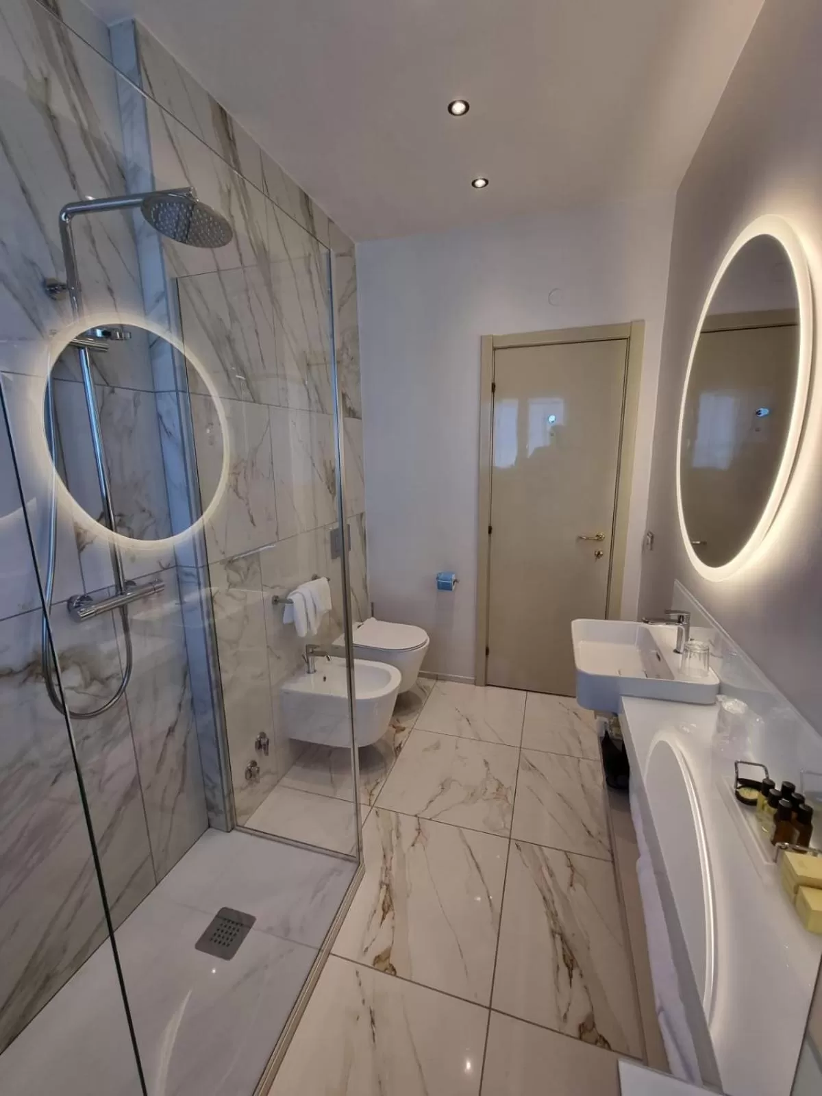 Bathroom in Grand Hotel Passetto