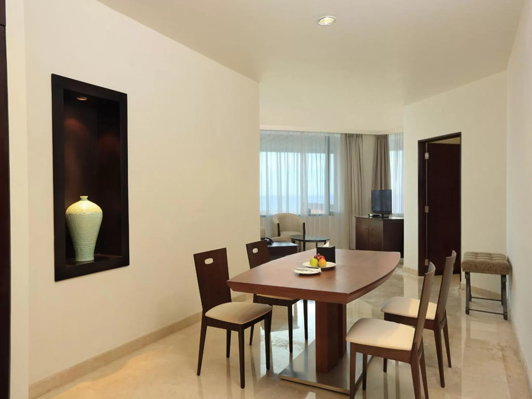 Living room in Aryaduta Manado