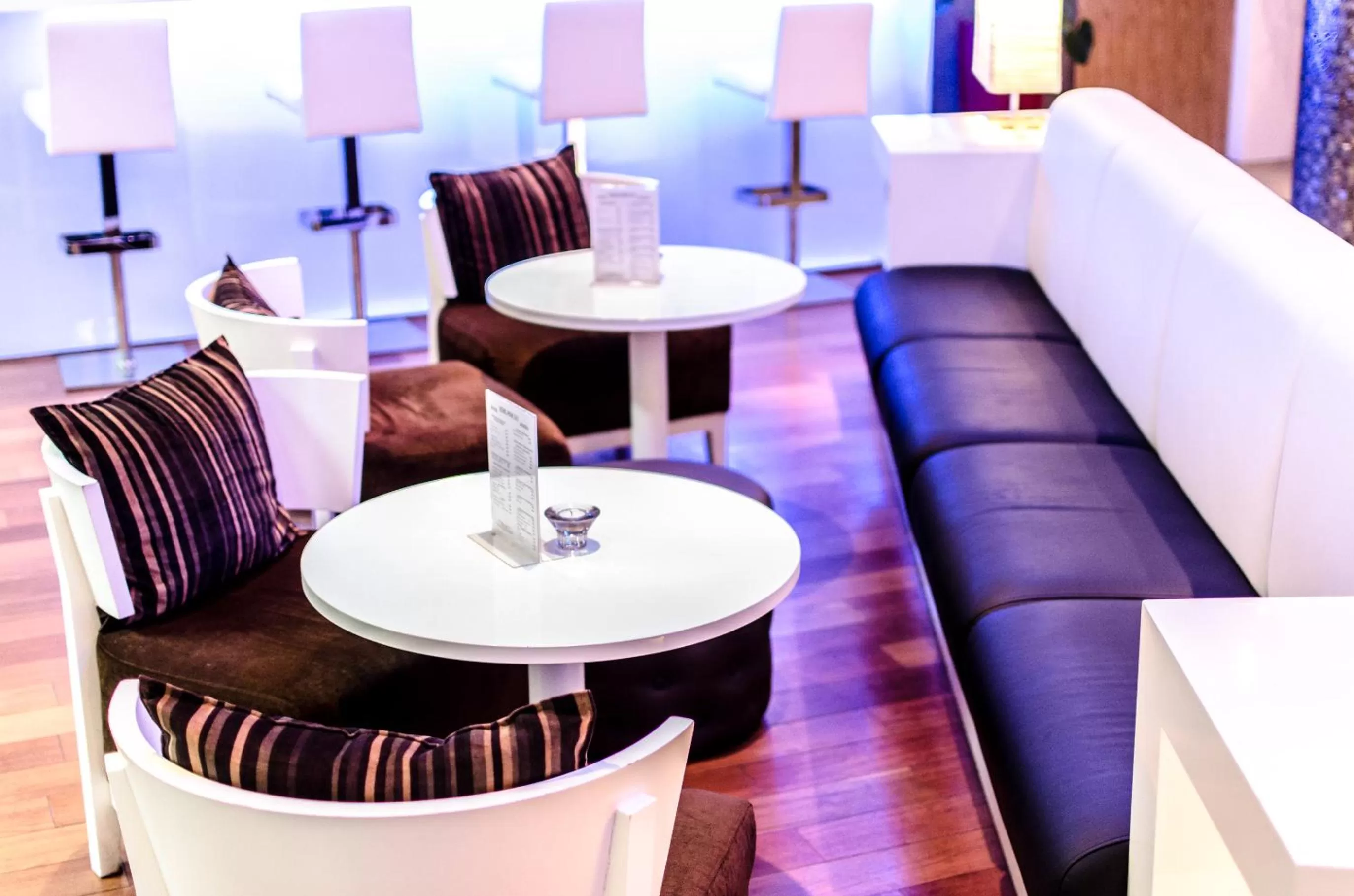 Lounge or bar in Royal Park Boutique Hotel