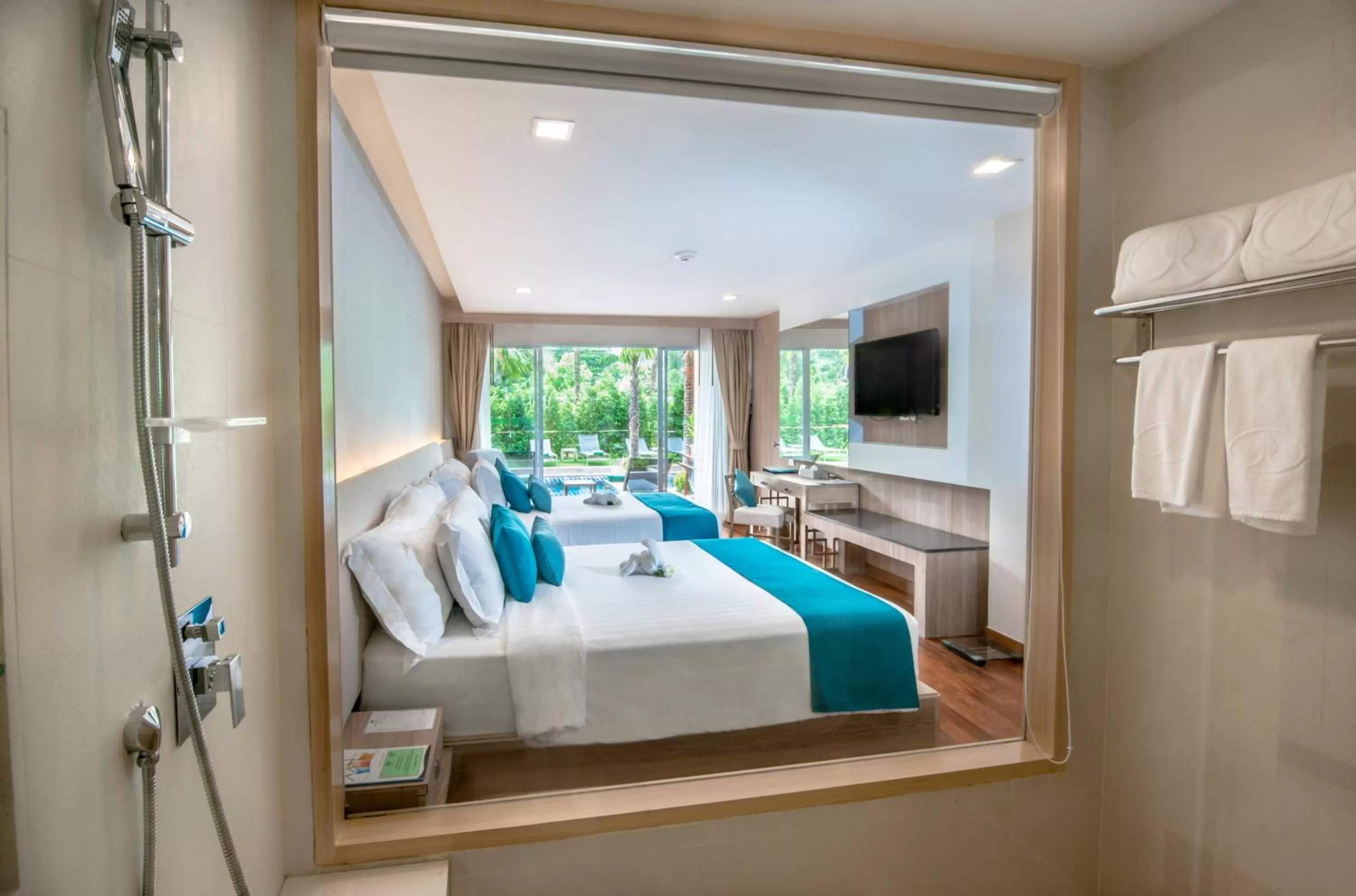 Family Room with Pool Access in Phuket Graceland Resort and Spa - SHA Extra Plus