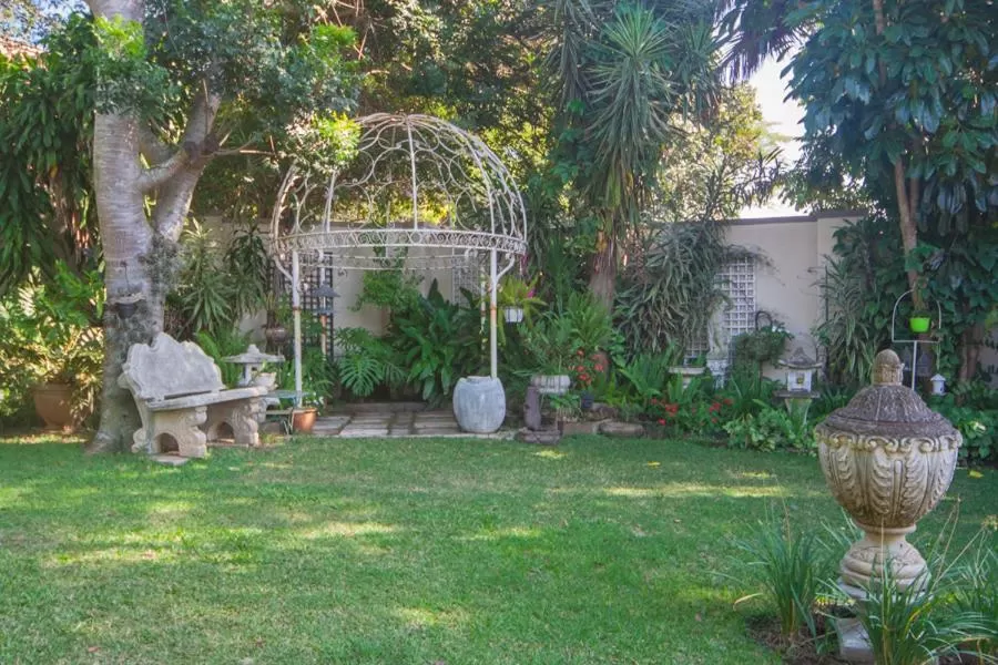 Garden in 79 On Ridge