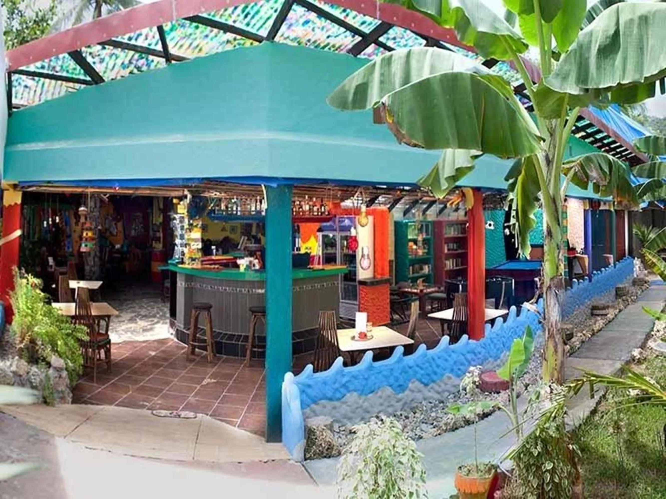 Restaurant/places to eat in Takatuka Beach Resort