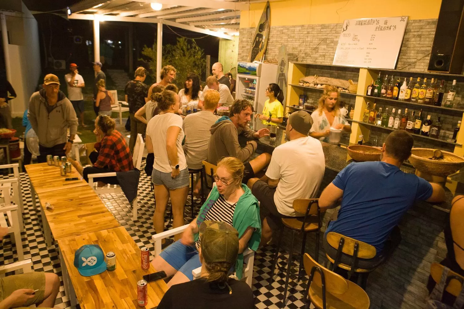 Restaurant/Places to Eat in Phi Kite School