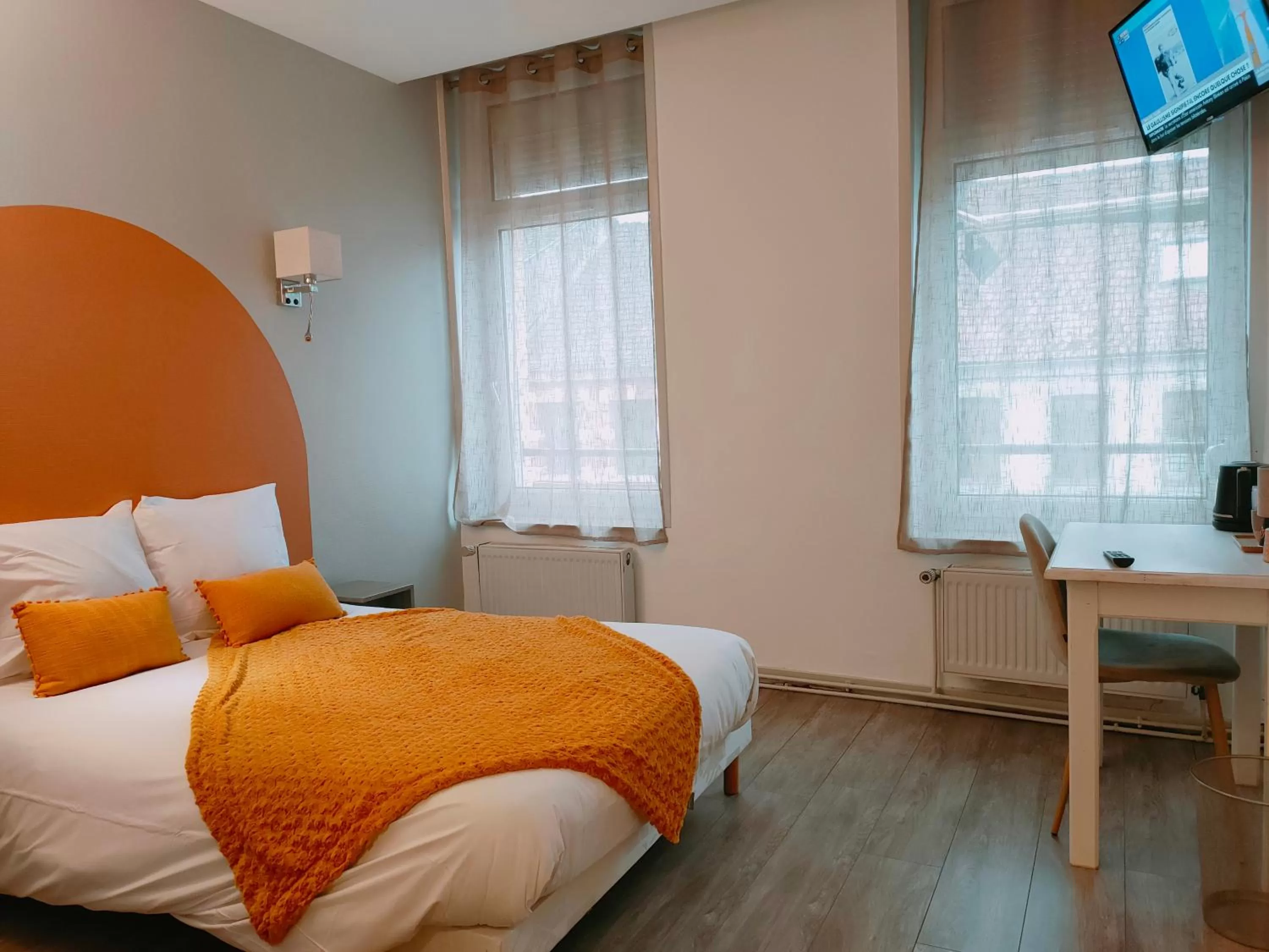 Bed in Le Royal Hôtel