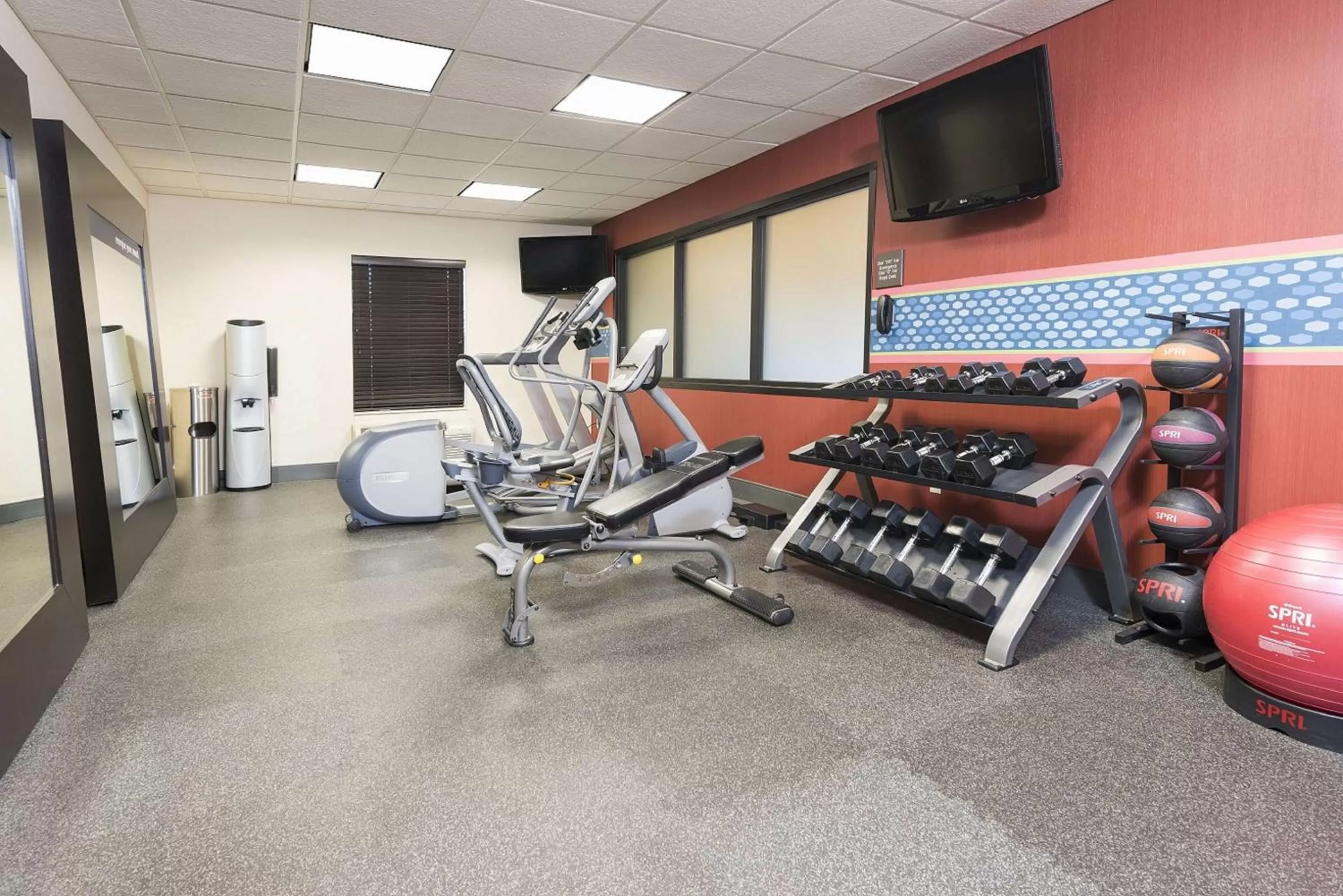 Fitness centre/facilities in Hampton Inn Mount Pleasant