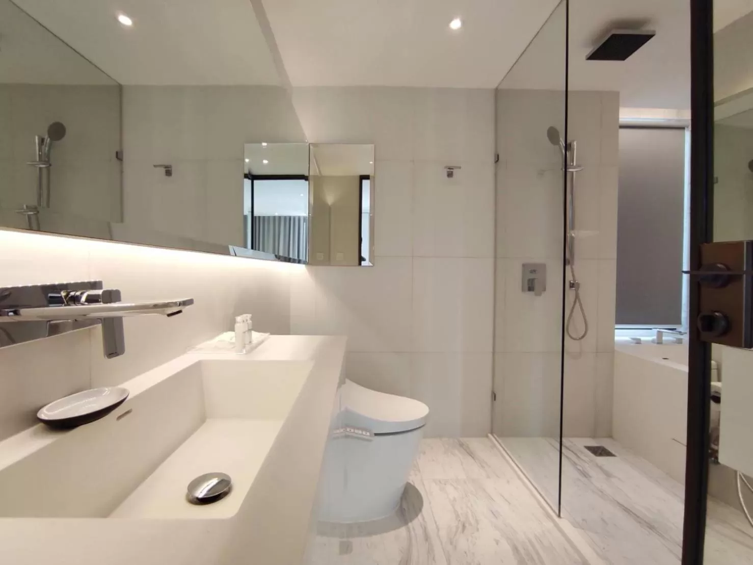 Bathroom in ashley hotel bkk