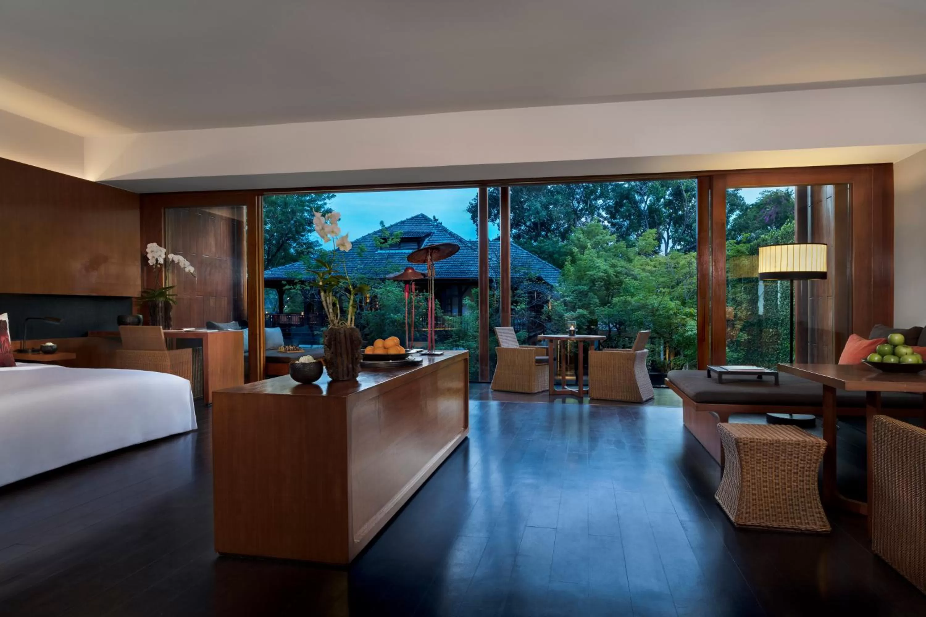 Photo of the whole room, Bed in Anantara Chiang Mai Resort