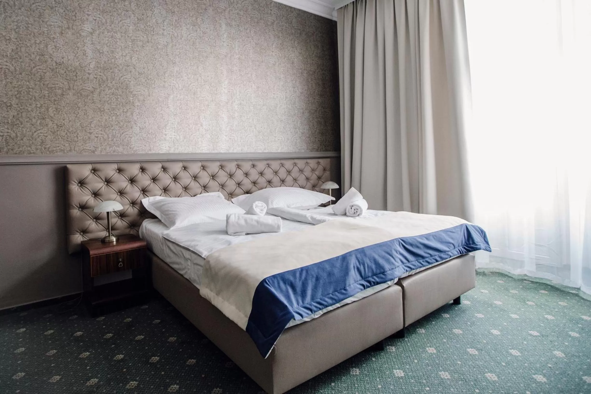 Bed in Bristol Residence