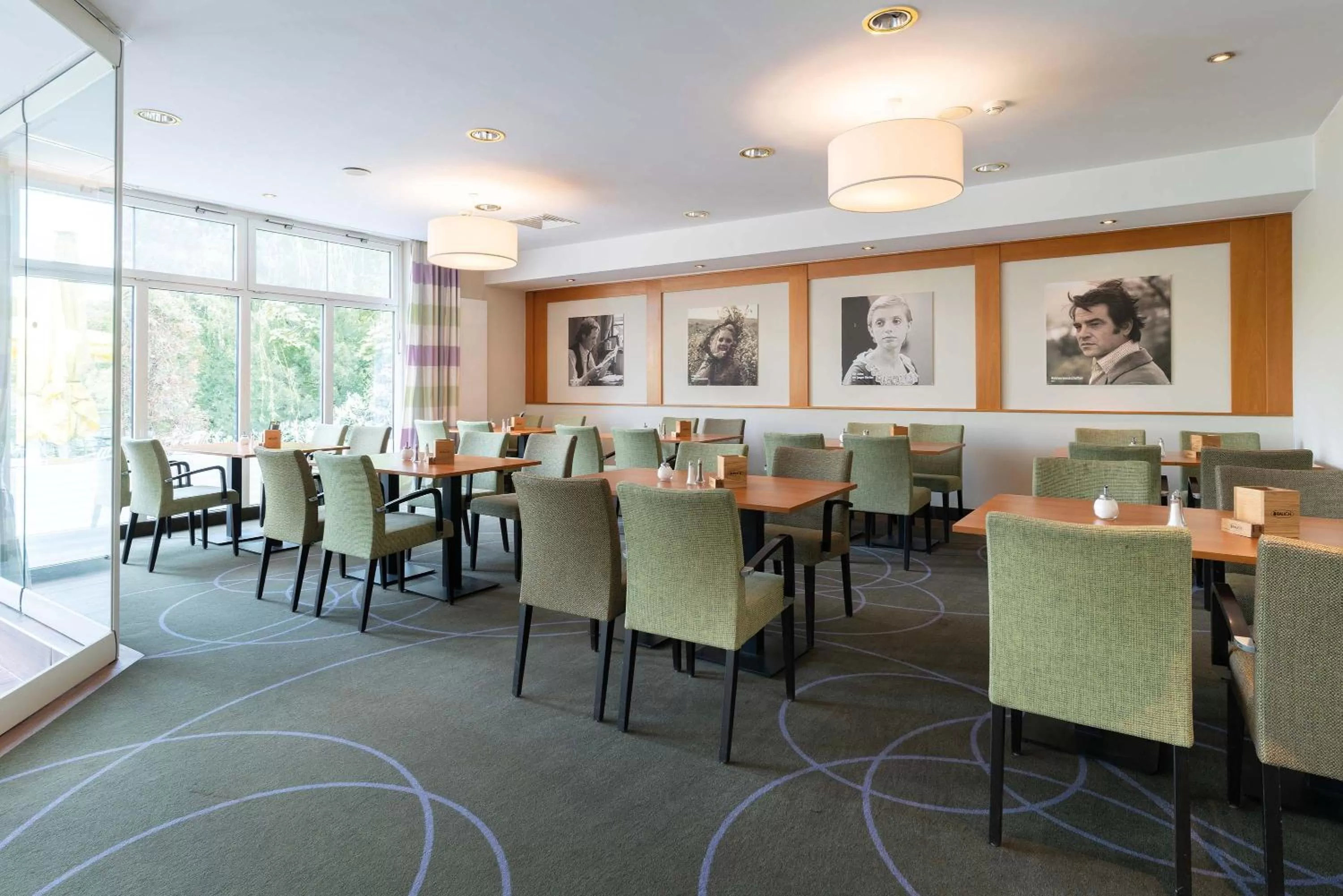 Restaurant/places to eat in Seminaris Avendi Hotel Potsdam
