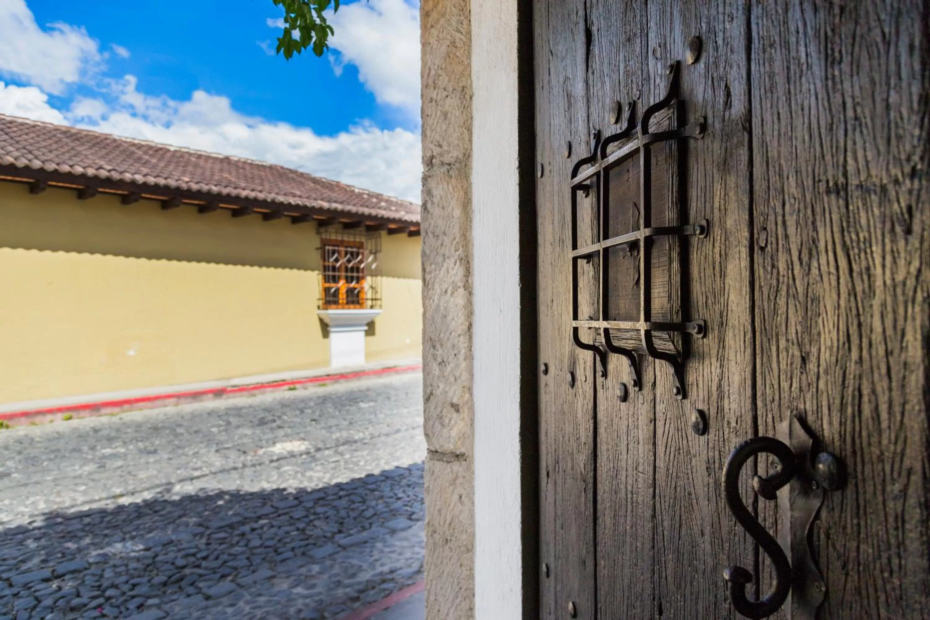 Facade/entrance in Casa Encantada by Porta Hotels