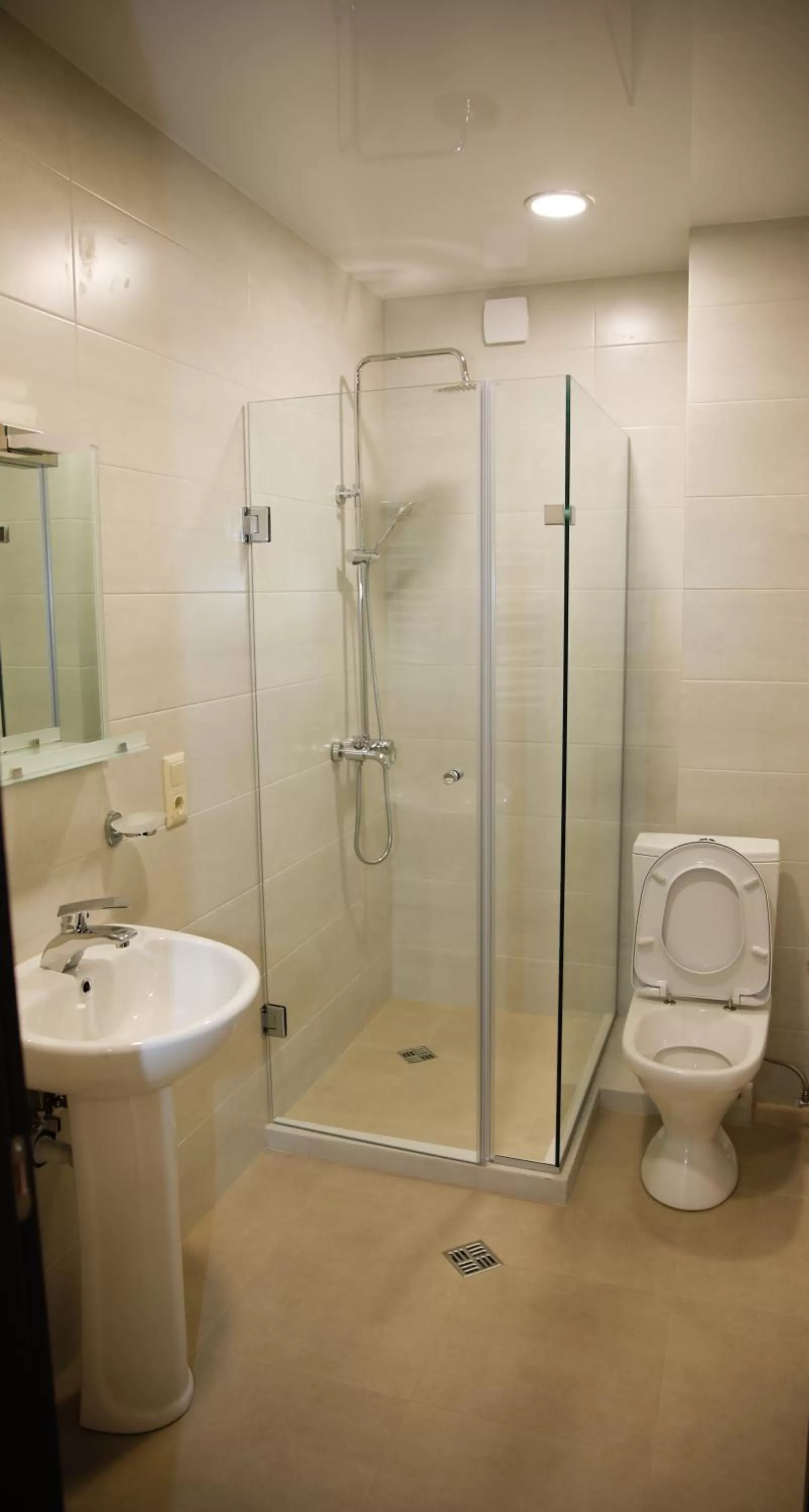 Shower, Bathroom in Hotel Avlabari Terrace