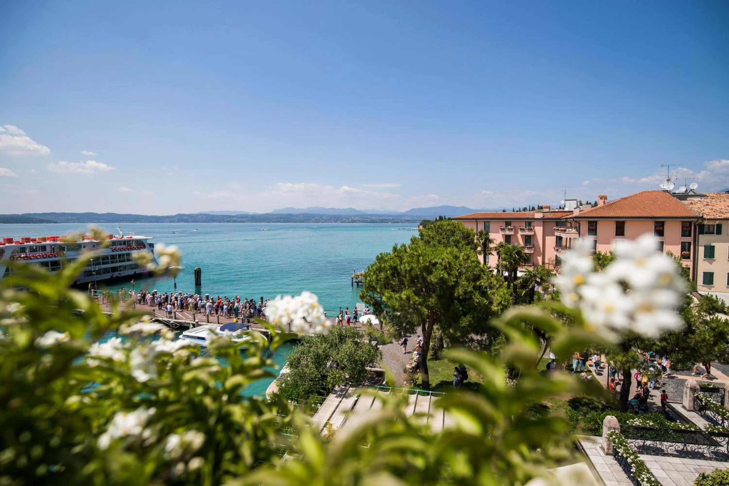 Lake view in Hotel Sirmione Terme