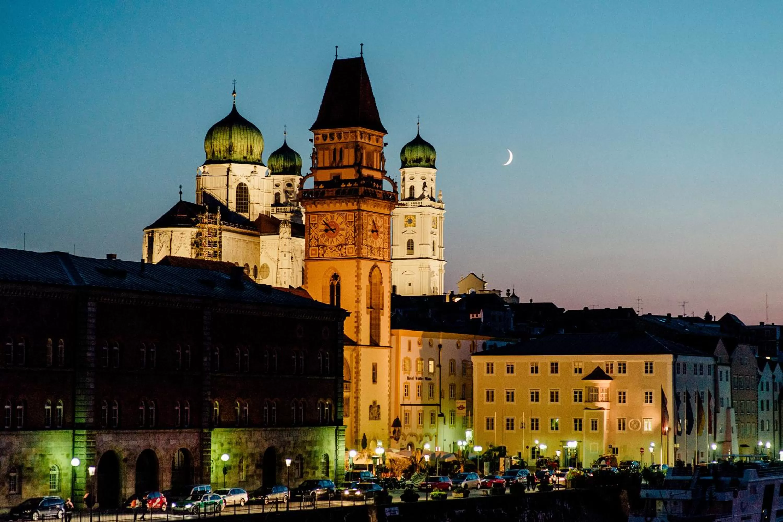Facade/entrance in Hotel Wilder Mann