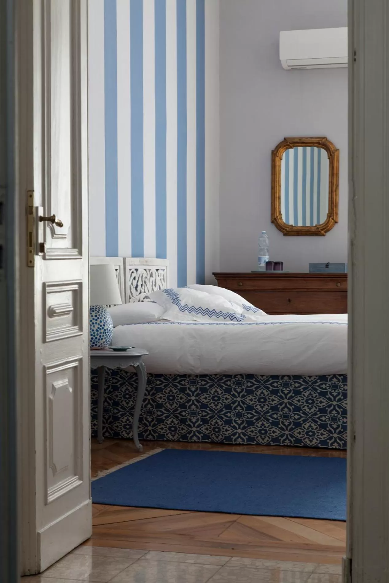 Bed in Palazzo Bellini