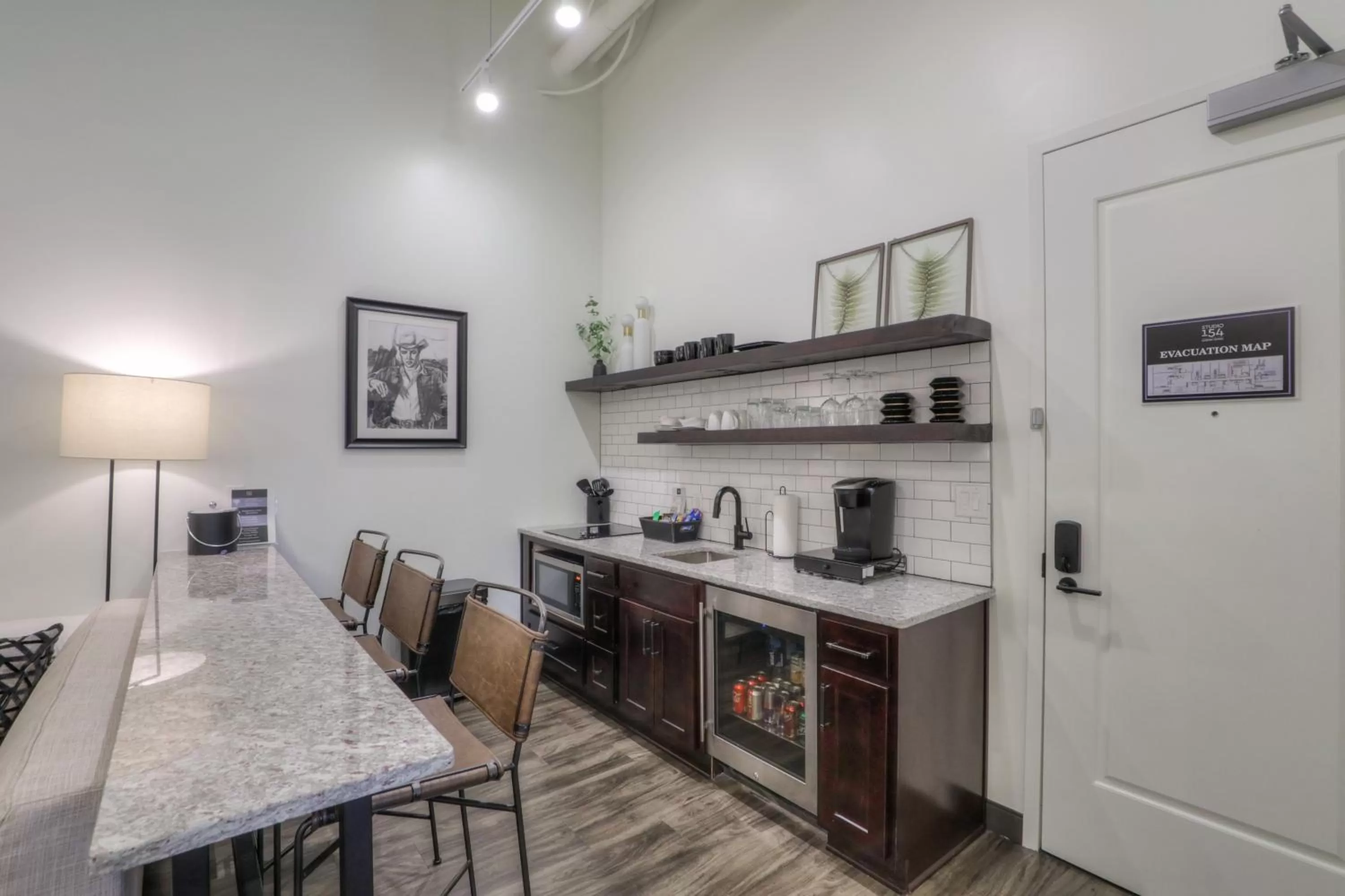 Kitchen or kitchenette in Studio 154 Hotel