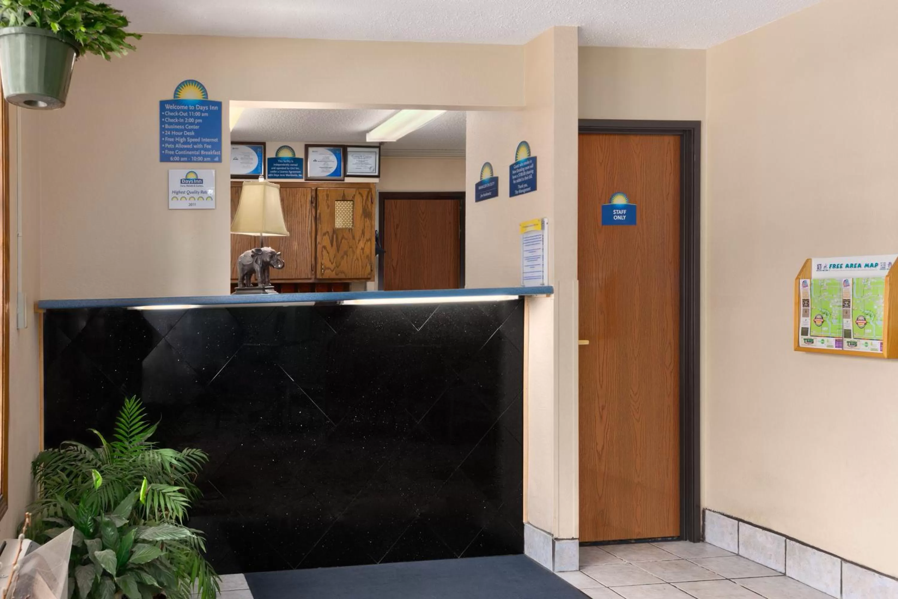 Lobby or reception in Days Inn by Wyndham Keene NH