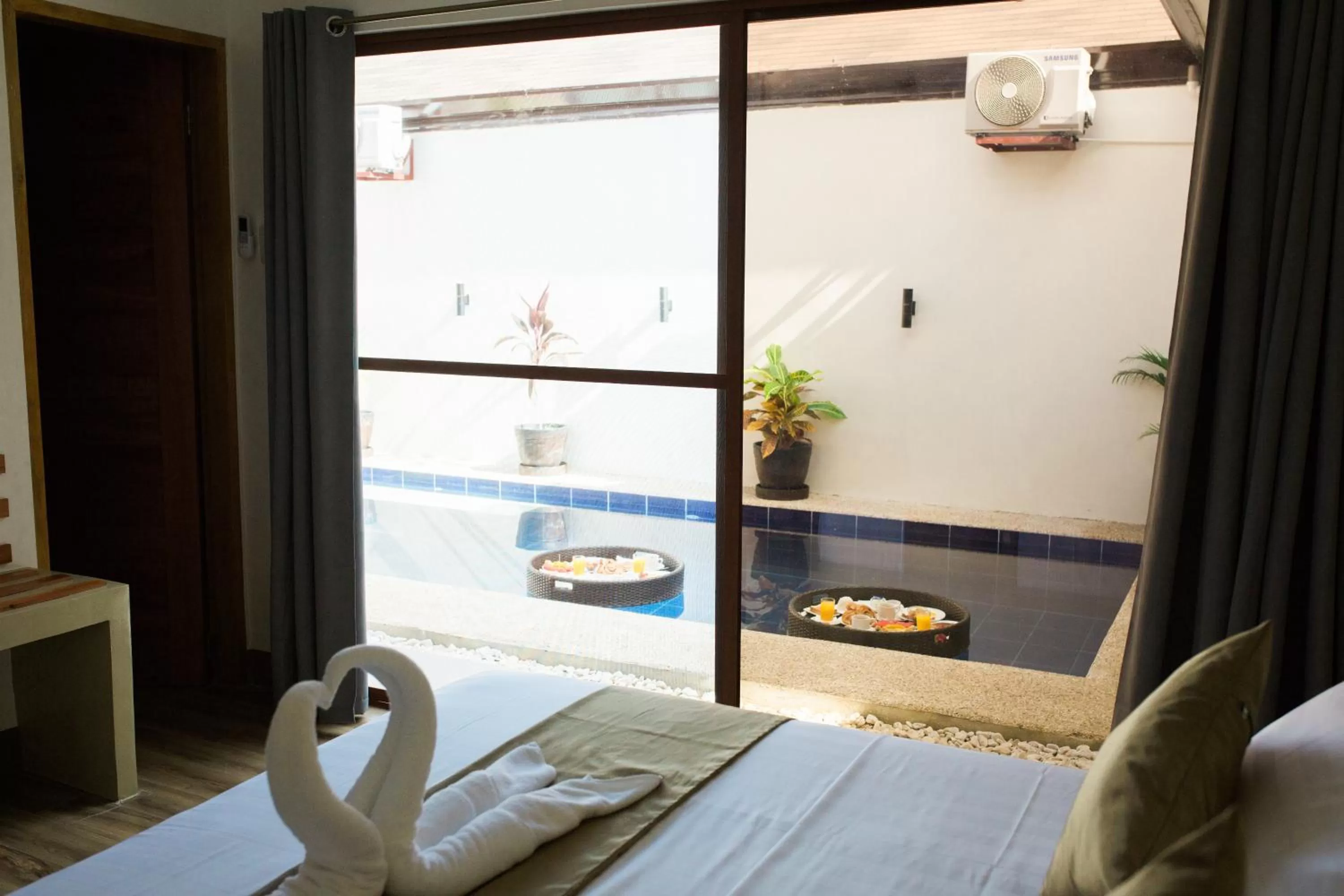 Property building, Bed in Bali Villas Panglao Bohol