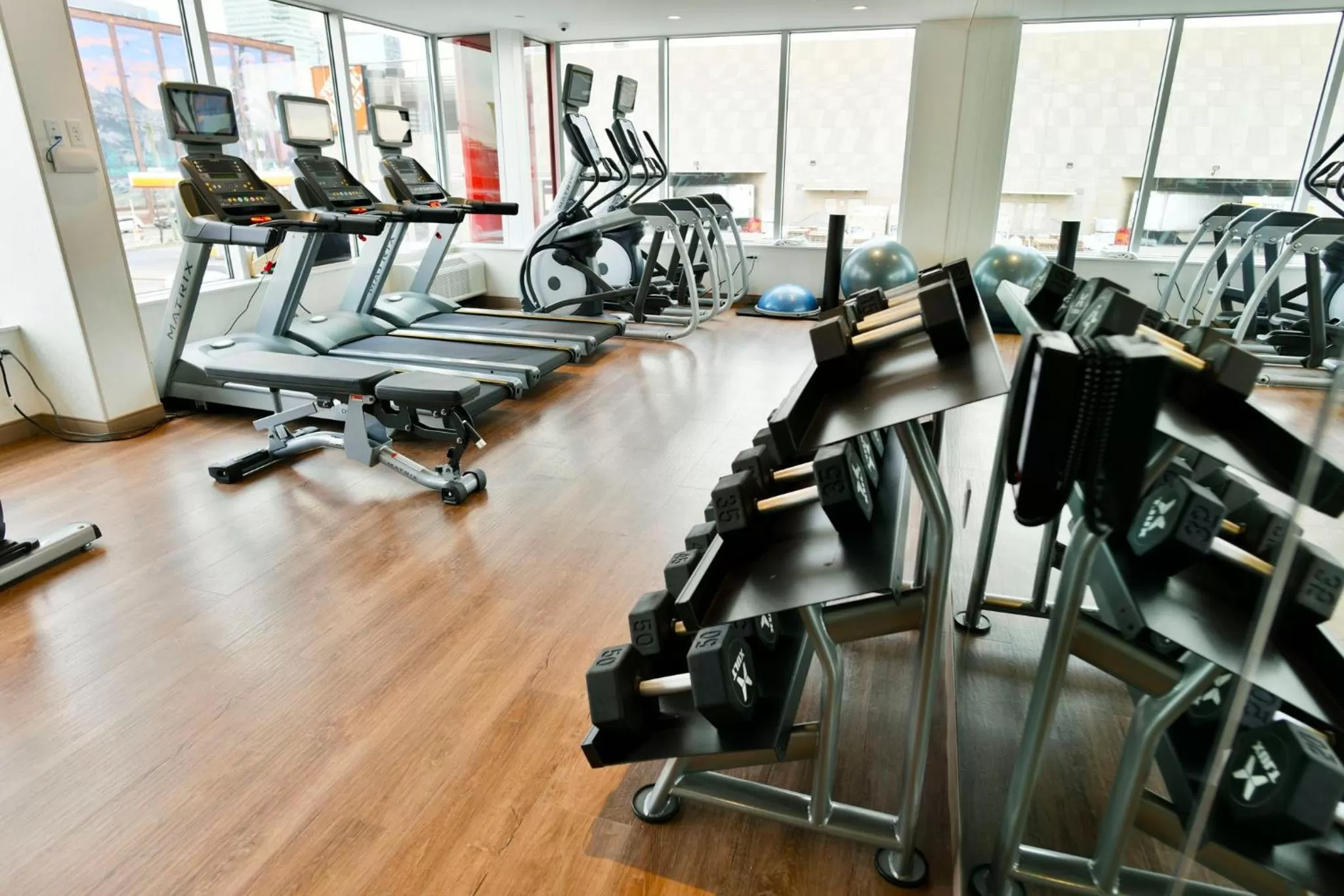 Fitness centre/facilities in Holiday Inn Express & Suites Jersey City - Holland Tunnel by IHG