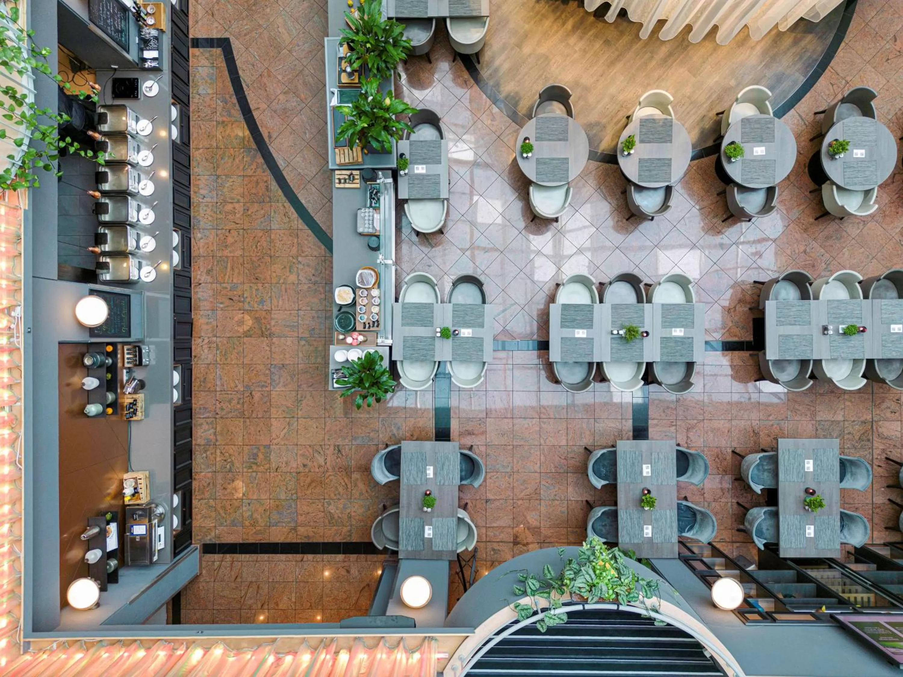 Restaurant/places to eat in Radisson Blu Hotel Bremen