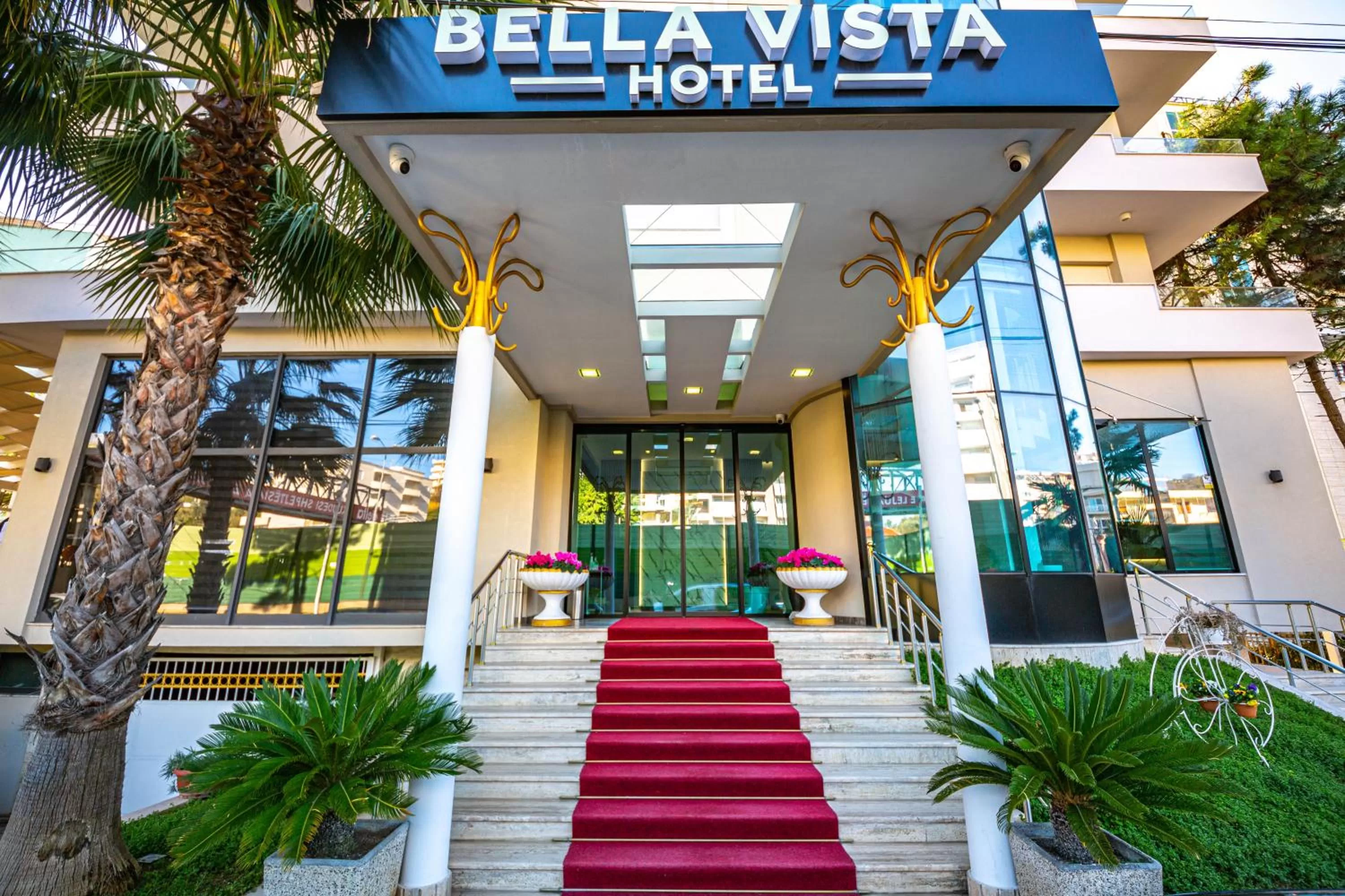 Facade/entrance in Hotel Bella Vista