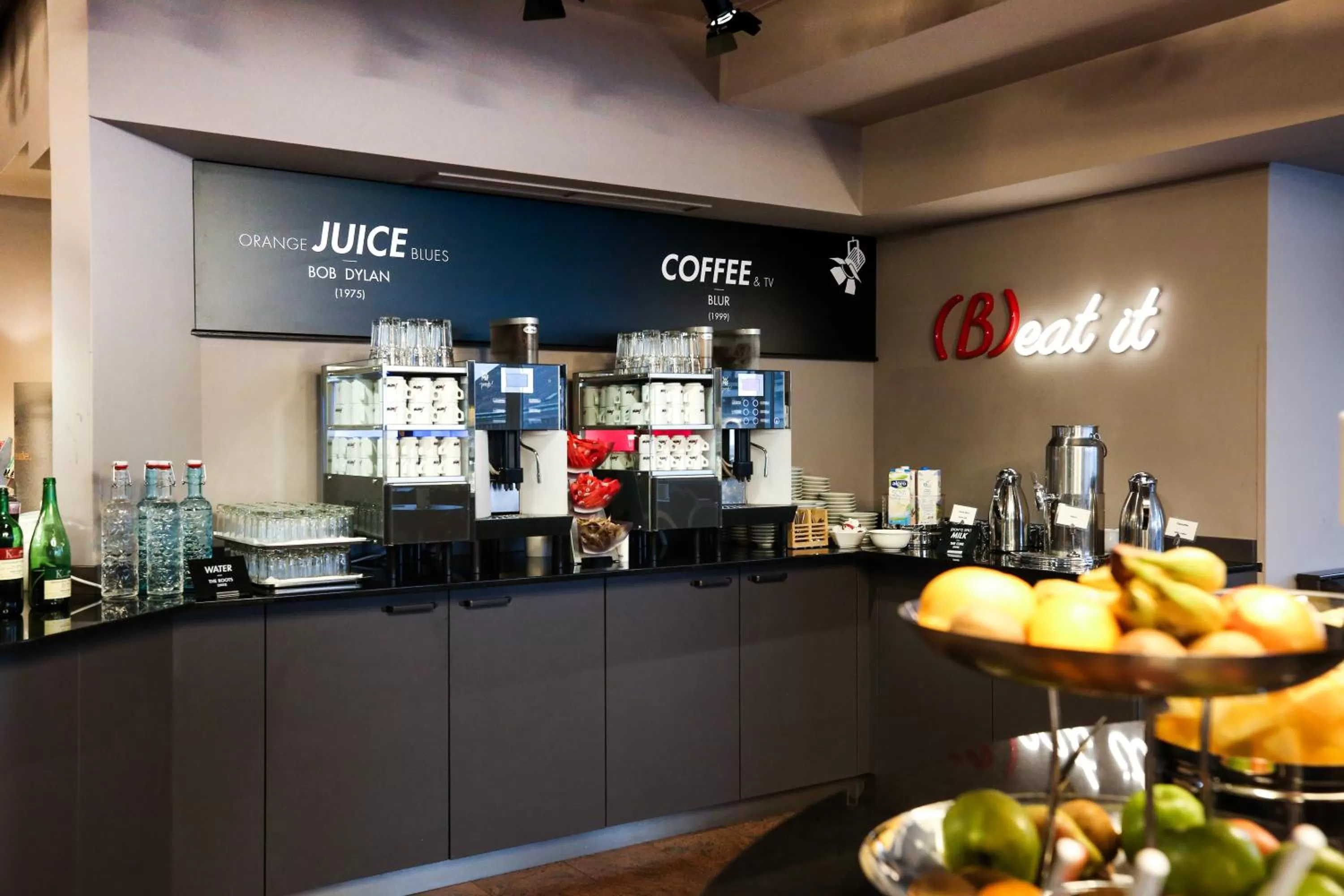 Buffet breakfast in arte Hotel Wien Stadthalle